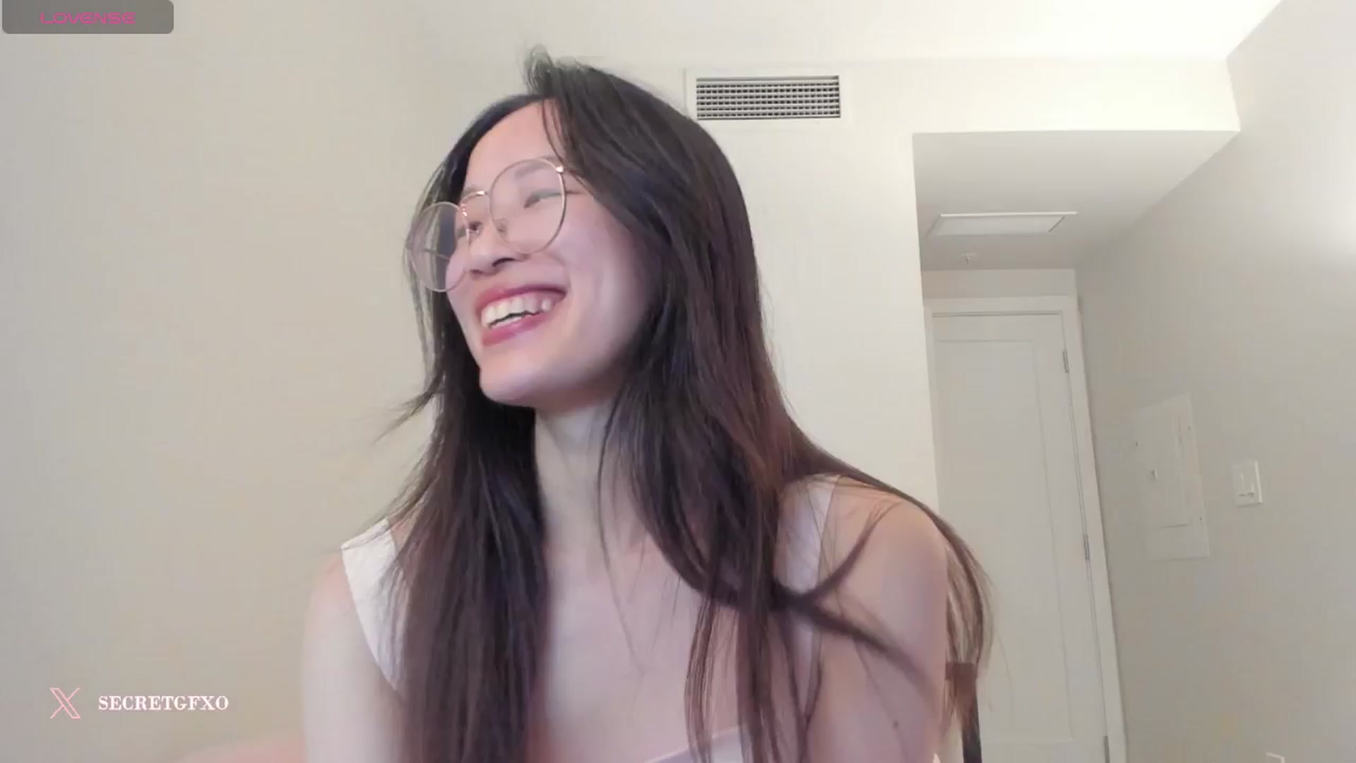 Gallery image thumbnail from Yoursecretgf's myfreecams stream on, 10/08/2024, 11:53 image 19 of 20