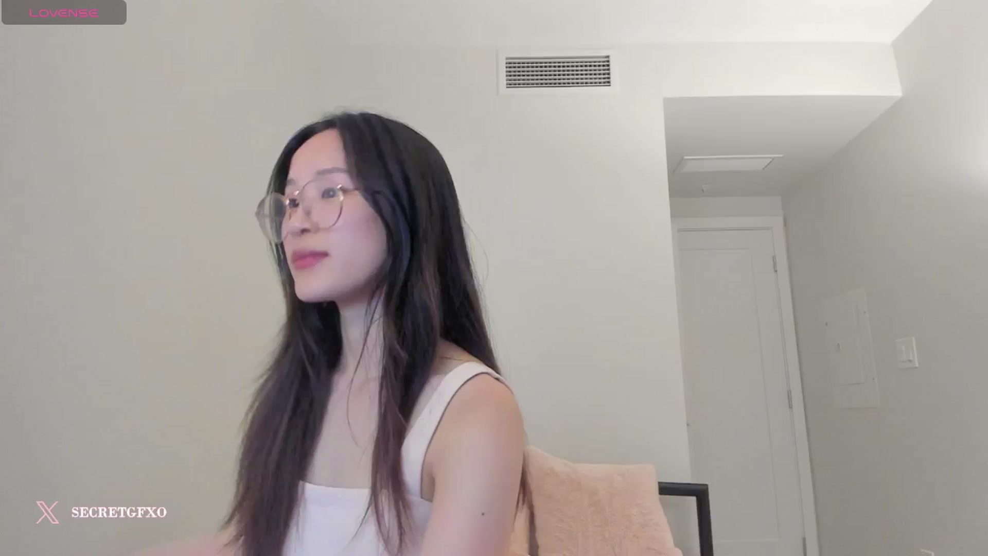 Gallery image thumbnail from Yoursecretgf's myfreecams stream on, 10/08/2024, 11:53 image 16 of 20