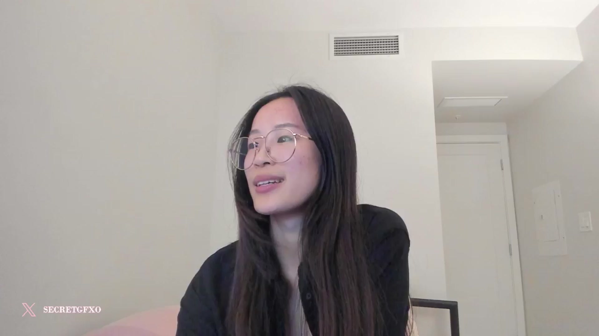Gallery image thumbnail from Yoursecretgf's myfreecams stream on, 10/14/2024, 13:34 image 8 of 20