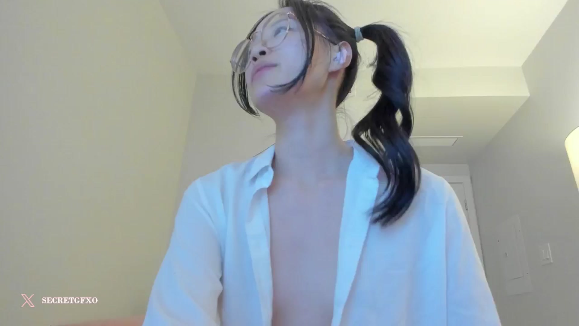 Gallery image thumbnail from Yoursecretgf's myfreecams stream on, 11/28/2024, 12:54 image 16 of 20