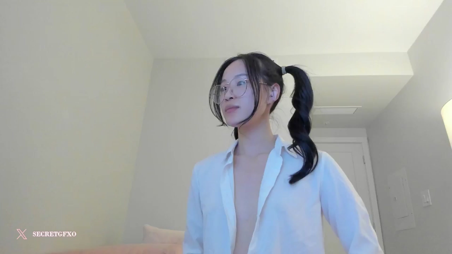 Gallery image thumbnail from Yoursecretgf's myfreecams stream on, 11/28/2024, 12:54 image 20 of 20