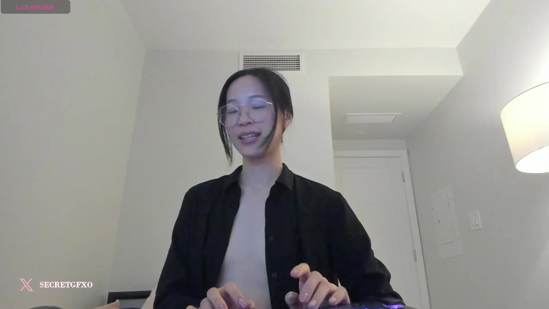 Gallery image thumbnail from Yoursecretgf's myfreecams stream on, 12/18/2024, 14:48 image 17 of 20