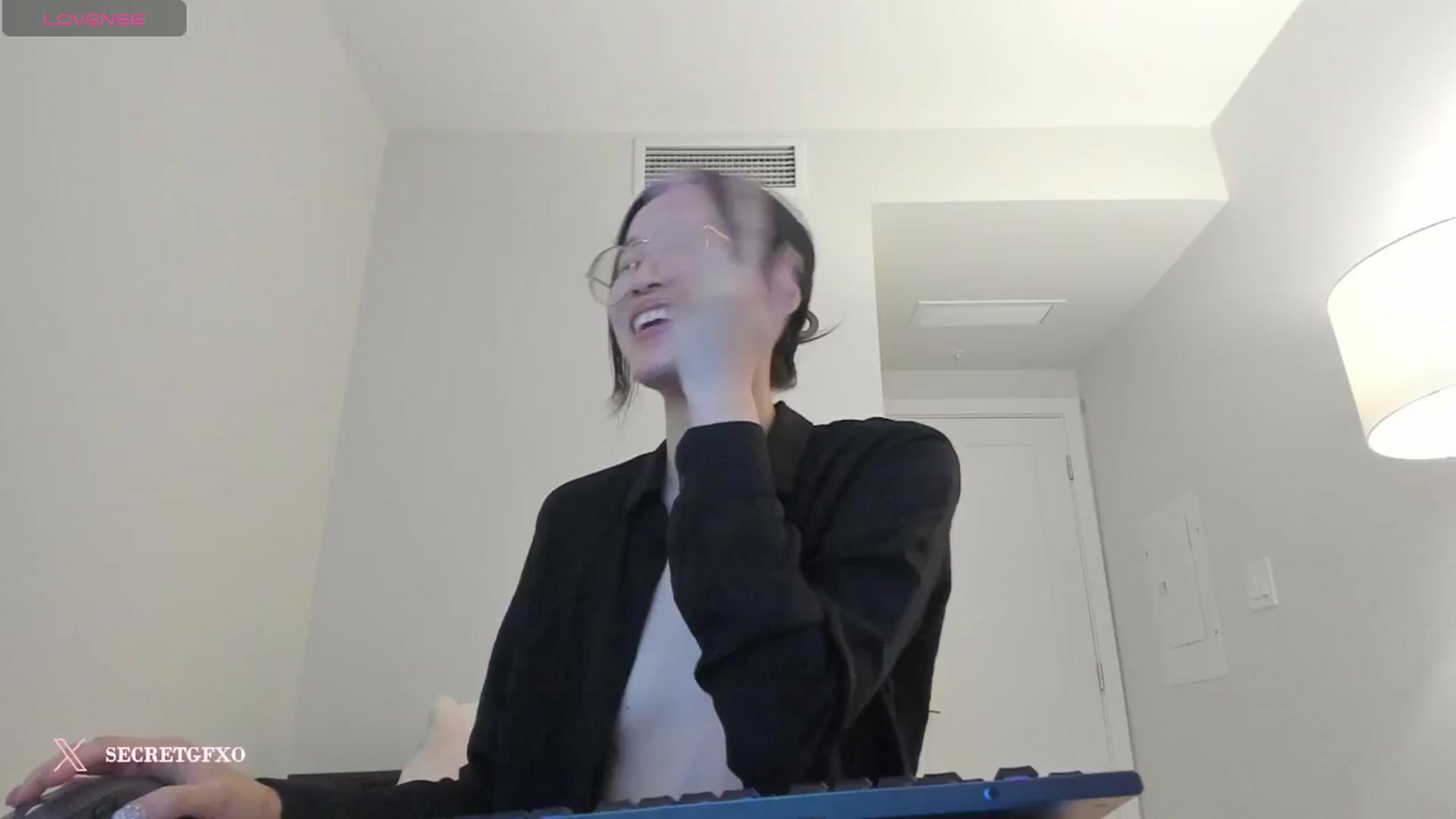 Gallery image thumbnail from Yoursecretgf's myfreecams stream on, 12/18/2024, 14:48 image 19 of 20
