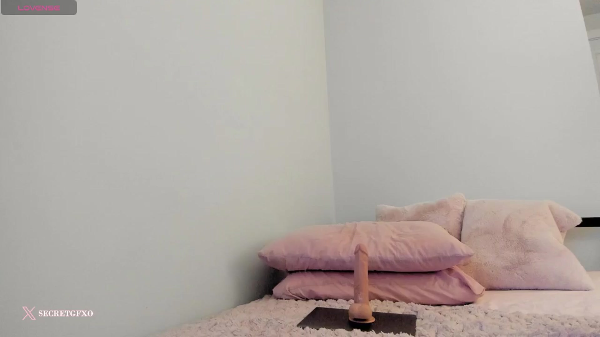 Gallery image thumbnail from Yoursecretgf's myfreecams stream on, 02/05/2025, 15:13 image 3 of 20