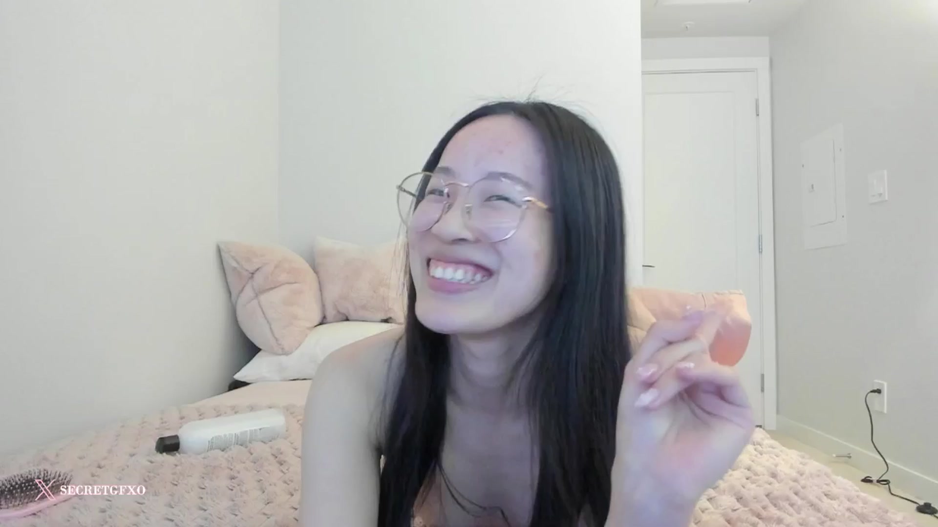 Gallery image thumbnail from Yoursecretgf's myfreecams stream on, 03/09/2025, 02:46 image 2 of 20