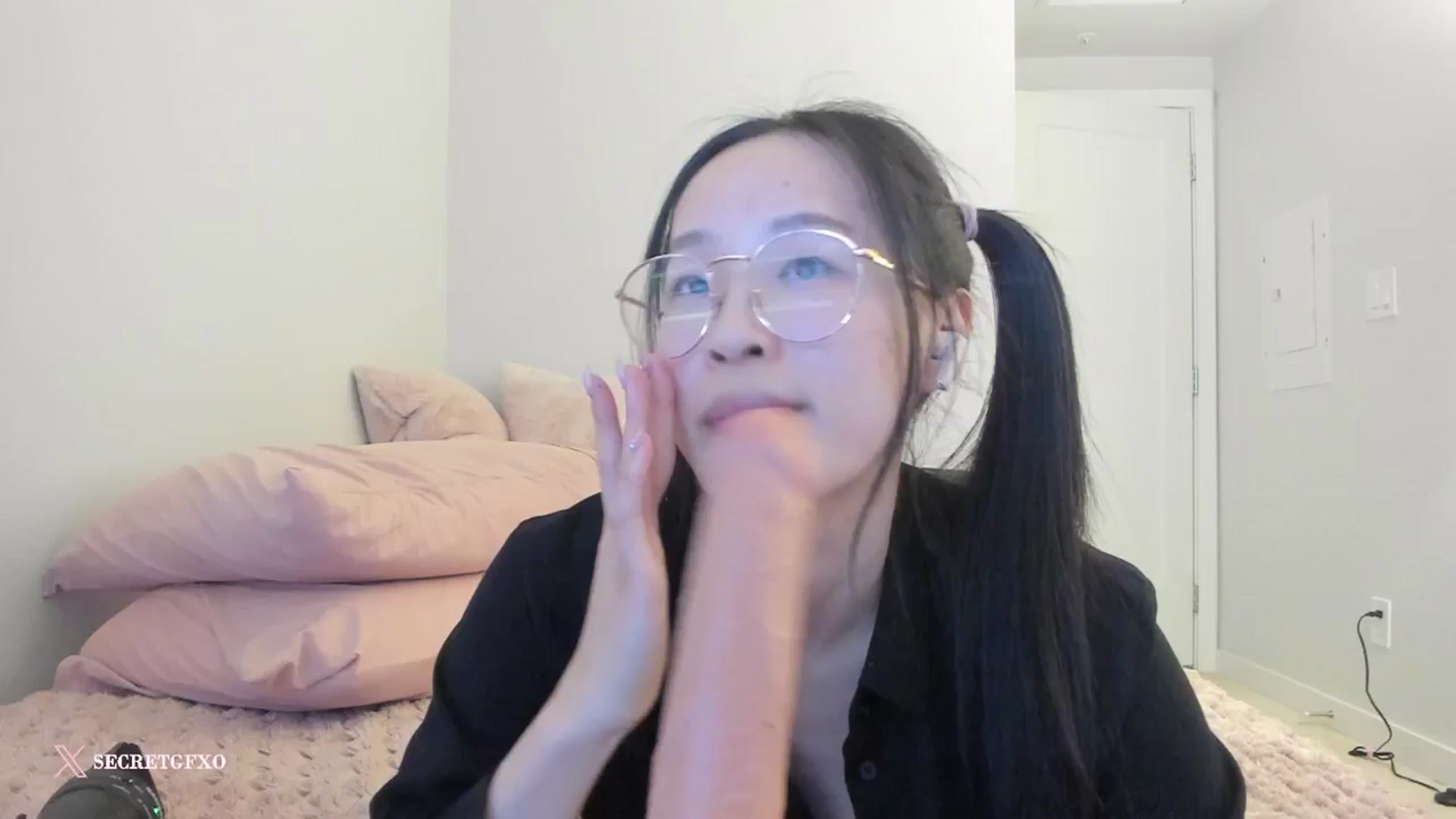 Gallery image thumbnail from Yoursecretgf's myfreecams stream on, 03/09/2025, 02:46 image 19 of 20