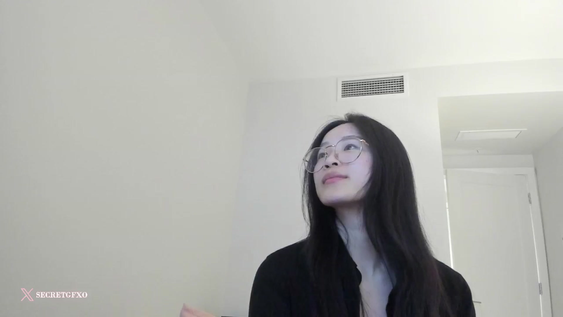 Gallery image thumbnail from Yoursecretgf's myfreecams stream on, 03/22/2025, 09:10 image 19 of 20