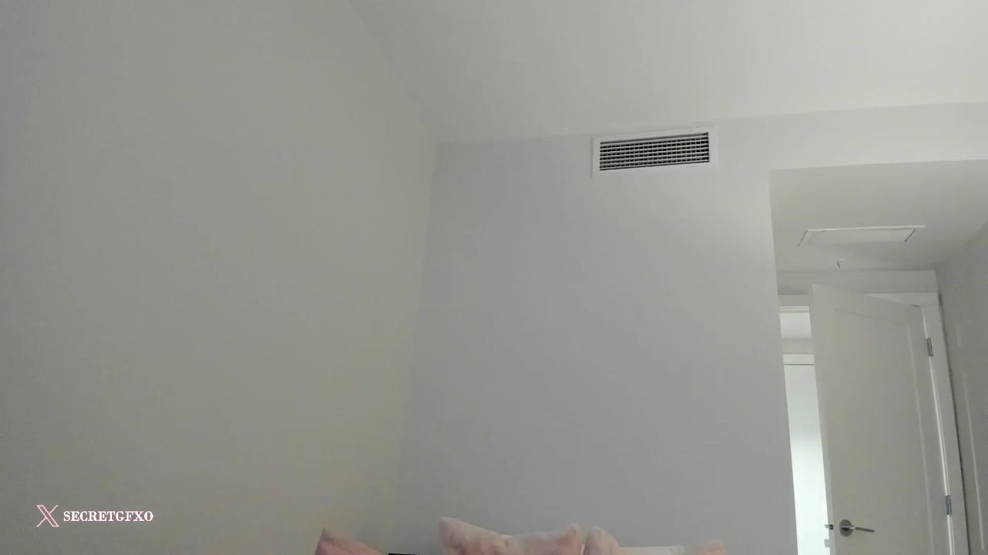 Gallery image thumbnail from Yoursecretgf's myfreecams stream on, 03/22/2025, 09:10 image 20 of 20