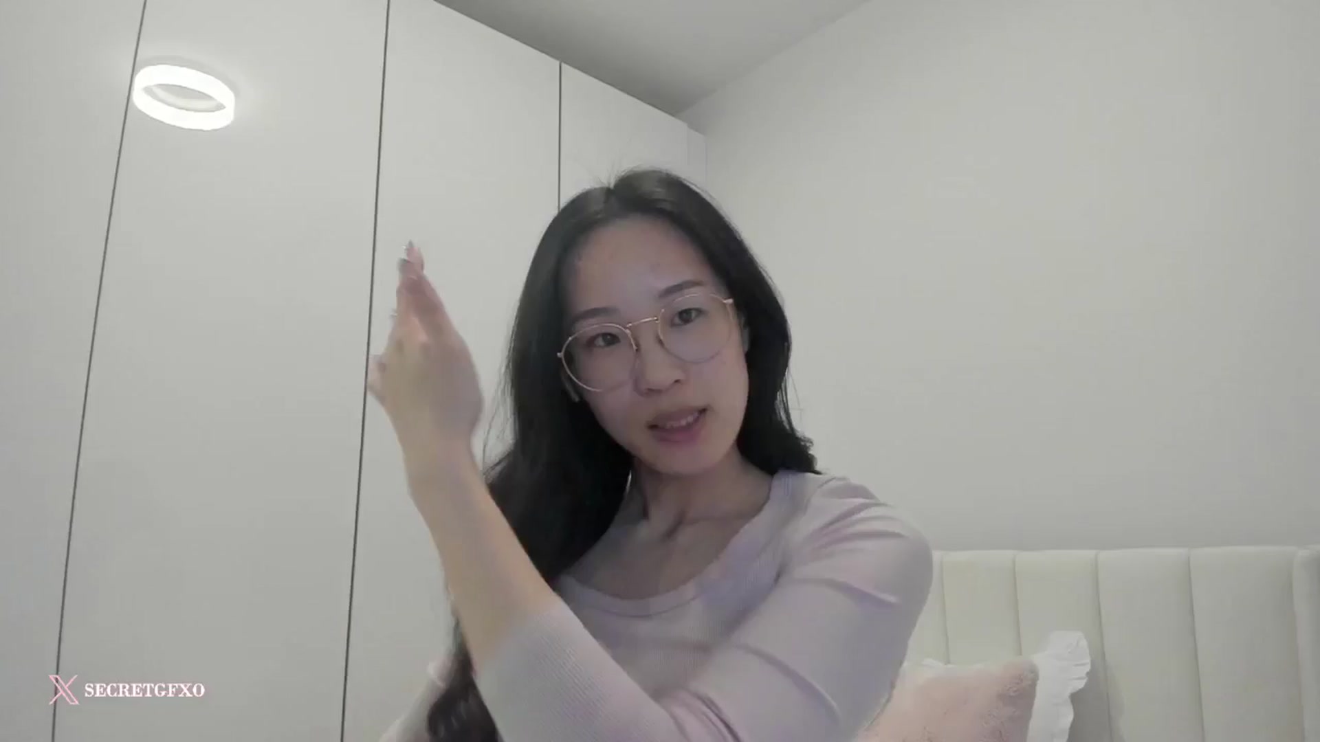 Gallery image thumbnail from Yoursecretgf's myfreecams stream on, 04/08/2025, 23:39 image 14 of 20