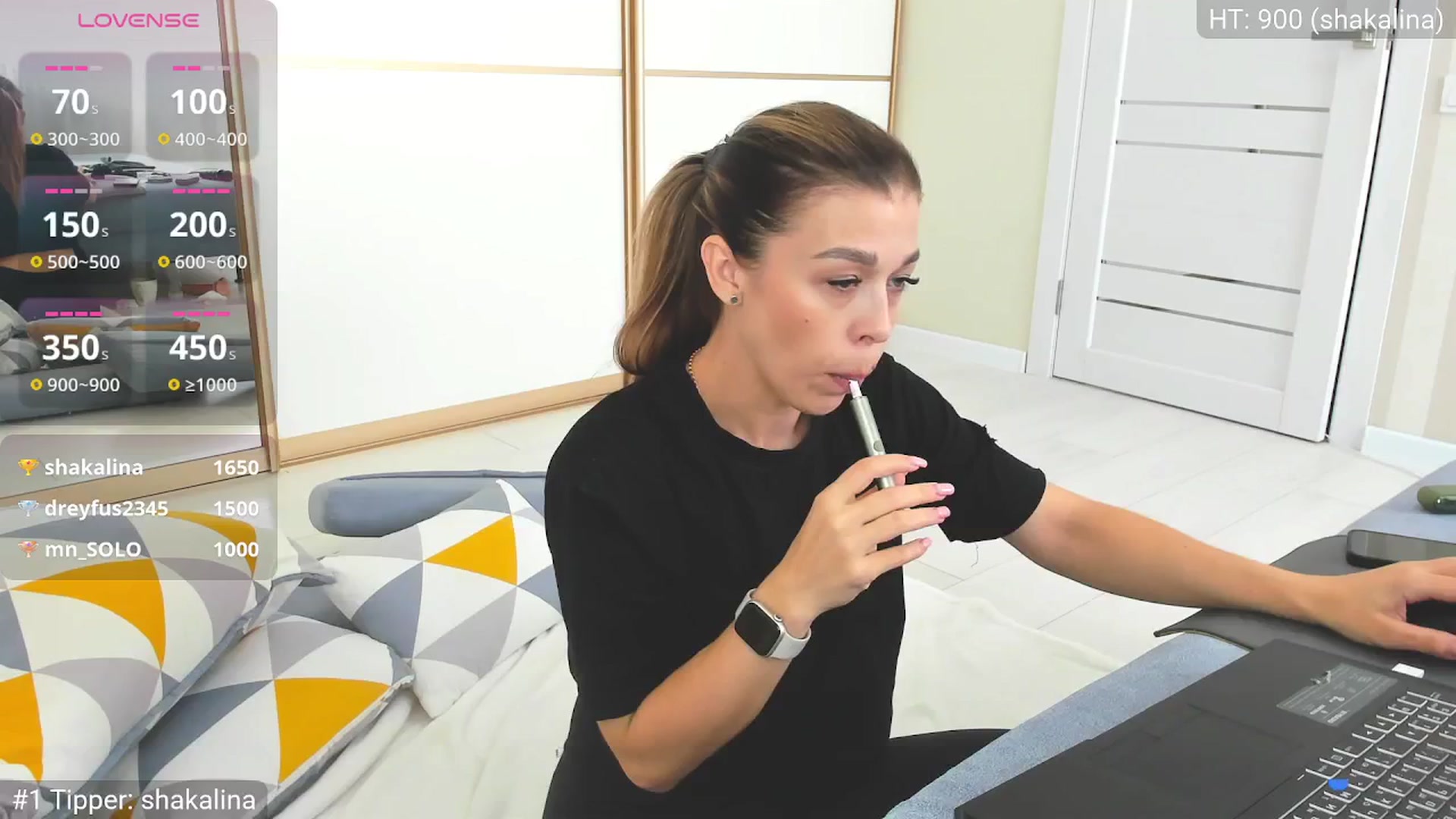 Gallery image thumbnail from Yoursoul_Mila's myfreecams stream on, 08/15/2025, 13:25 image 17 of 20