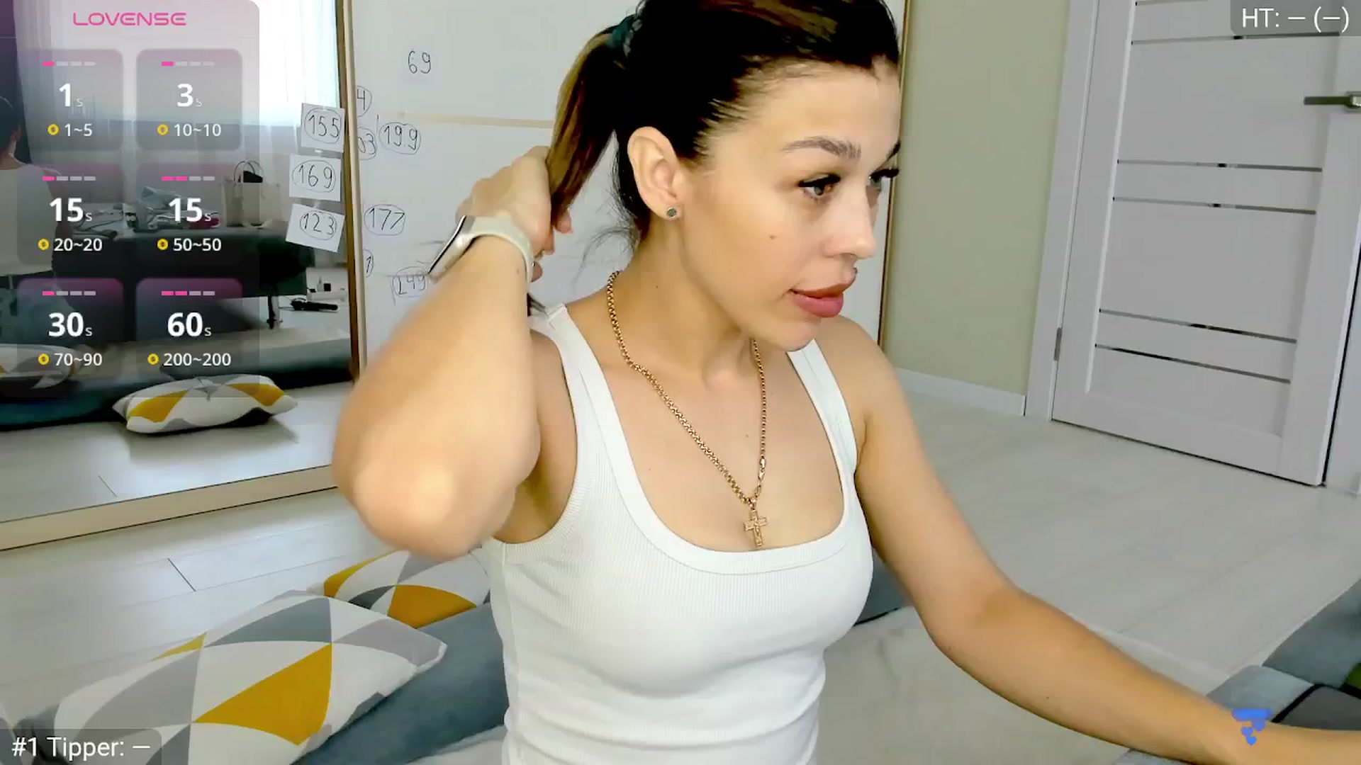 Gallery image thumbnail from Yoursoul_Mila's myfreecams stream on, 09/03/2025, 10:33 image 16 of 20