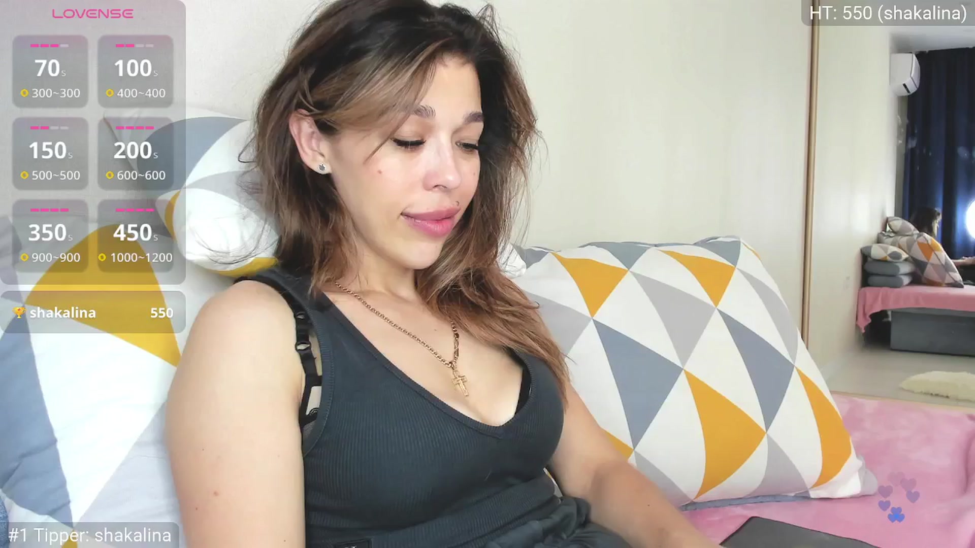Gallery image thumbnail from Yoursoul_Mila's myfreecams stream on, 09/10/2025, 13:00 image 15 of 20