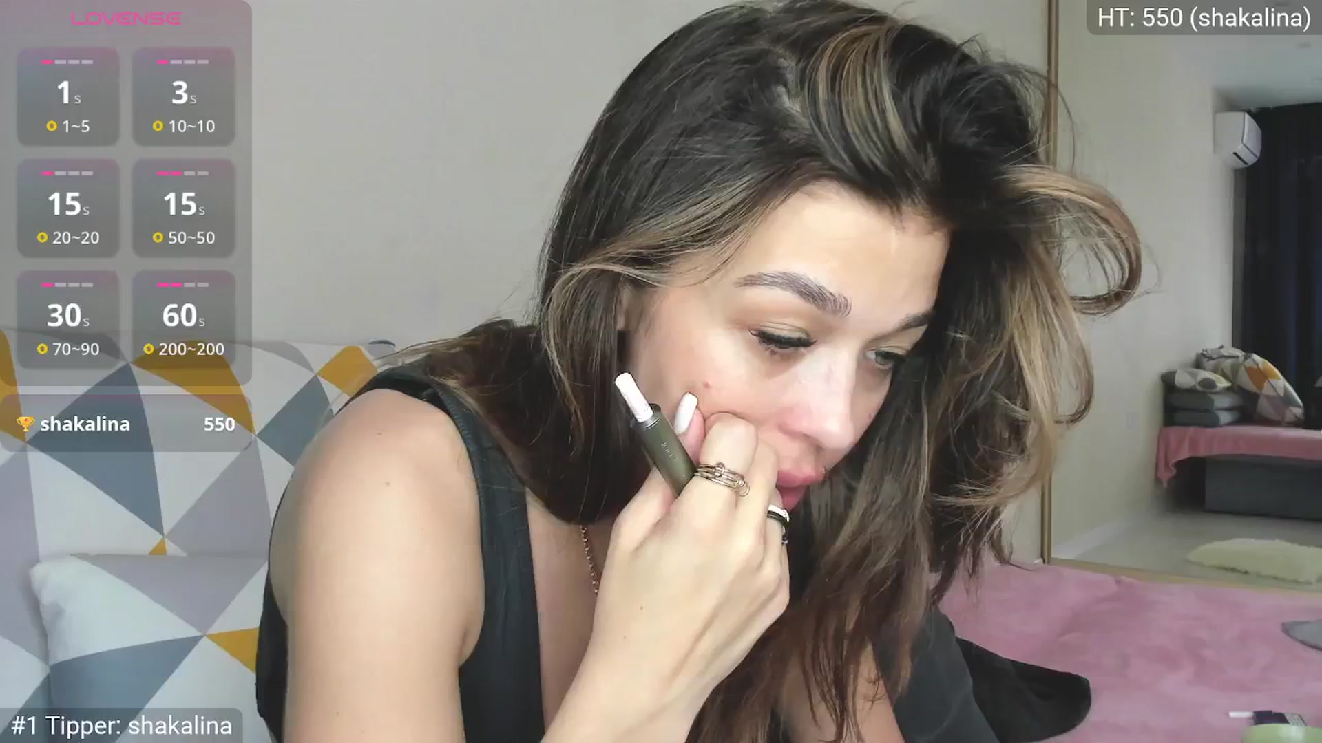 Gallery image thumbnail from Yoursoul_Mila's myfreecams stream on, 09/10/2025, 13:00 image 19 of 20