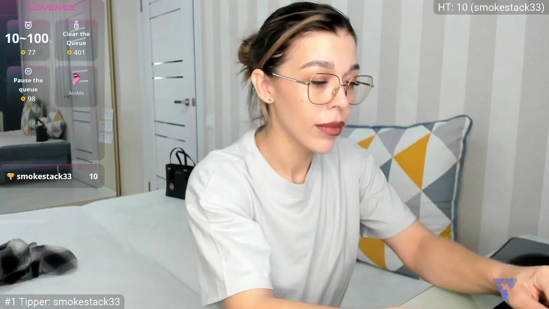 Gallery image thumbnail from Yoursoul_Mila's myfreecams stream on, 09/17/2025, 11:25 image 9 of 20