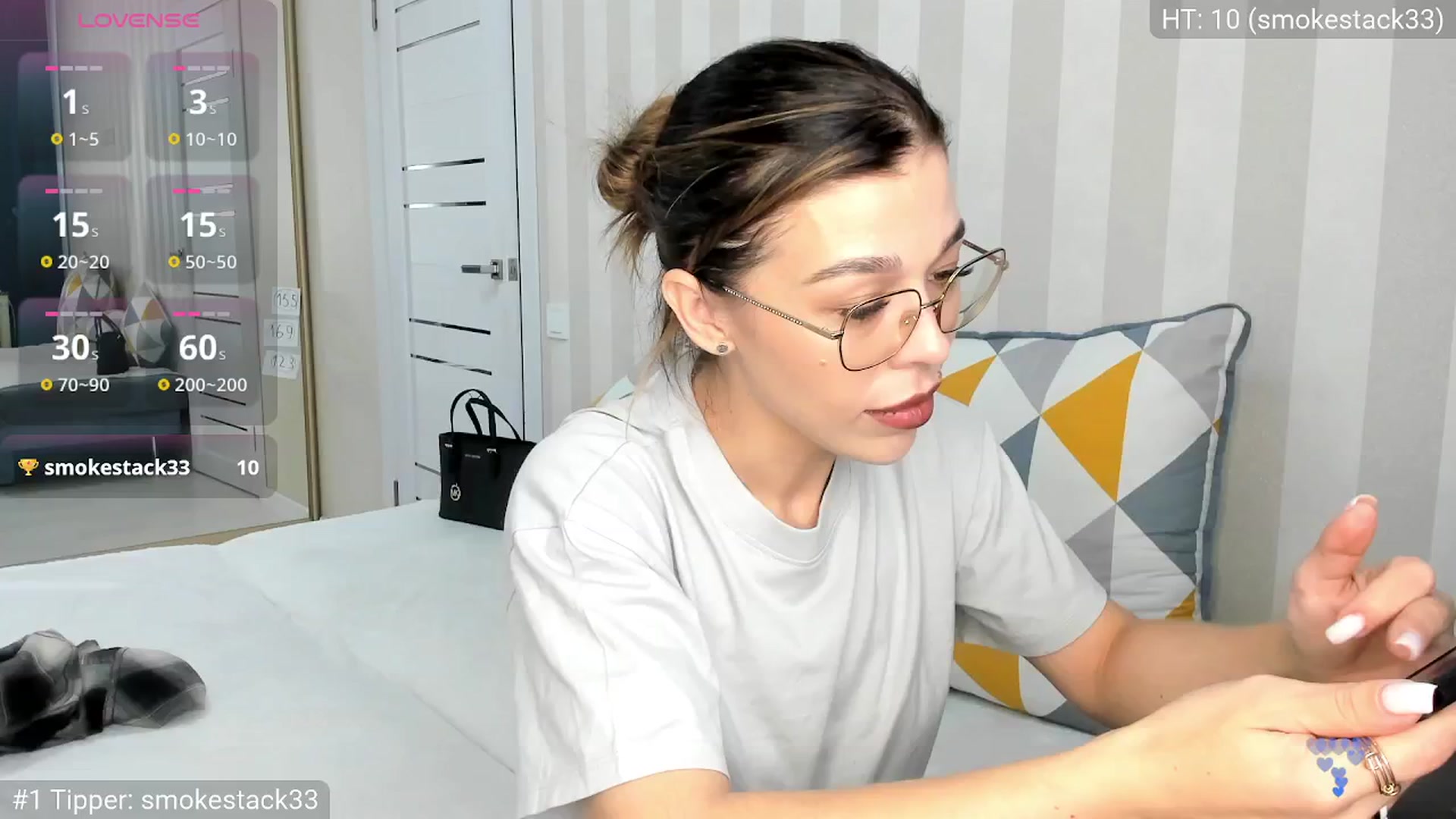 Gallery image thumbnail from Yoursoul_Mila's myfreecams stream on, 09/17/2025, 11:25 image 12 of 20