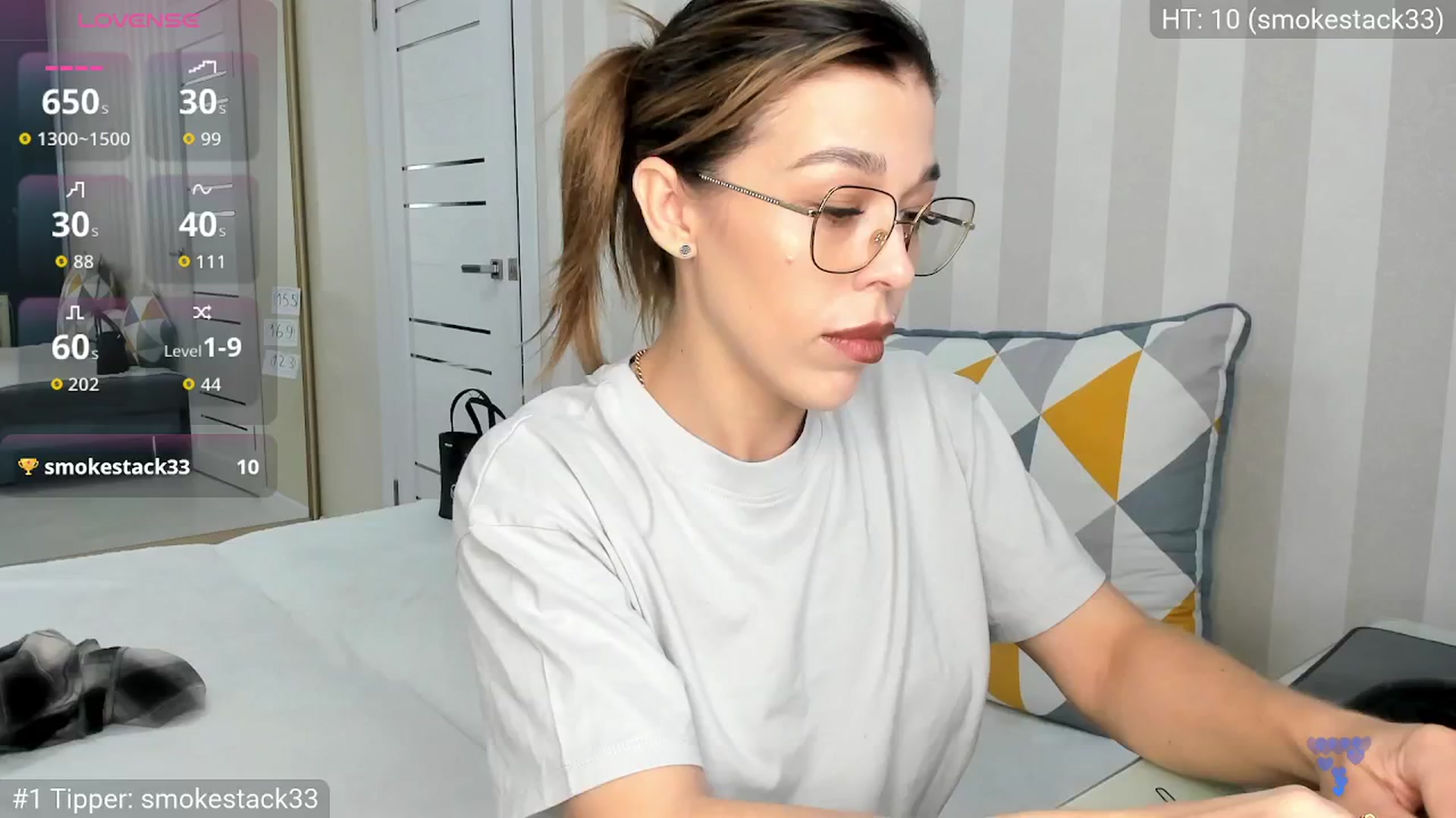 Gallery image thumbnail from Yoursoul_Mila's myfreecams stream on, 09/17/2025, 11:25 image 17 of 20