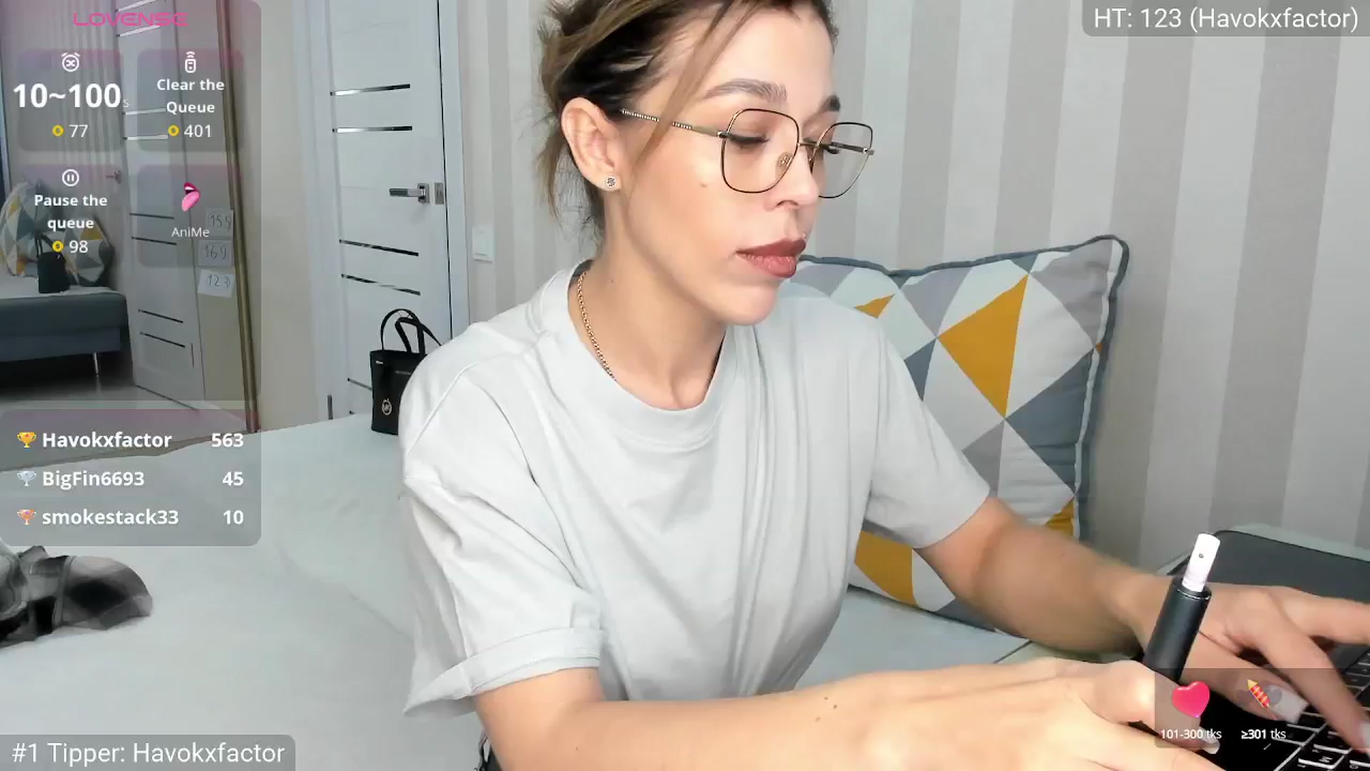 Gallery image thumbnail from Yoursoul_Mila's myfreecams stream on, 09/17/2025, 12:58 image 11 of 20
