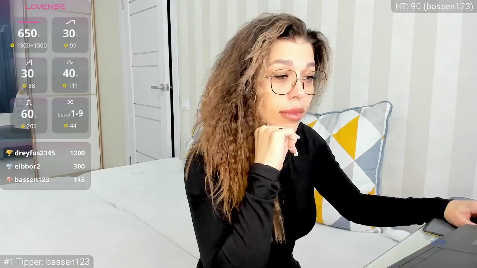 Gallery image thumbnail from Yoursoul_Mila's myfreecams stream on, 09/26/2025, 13:14 image 4 of 20
