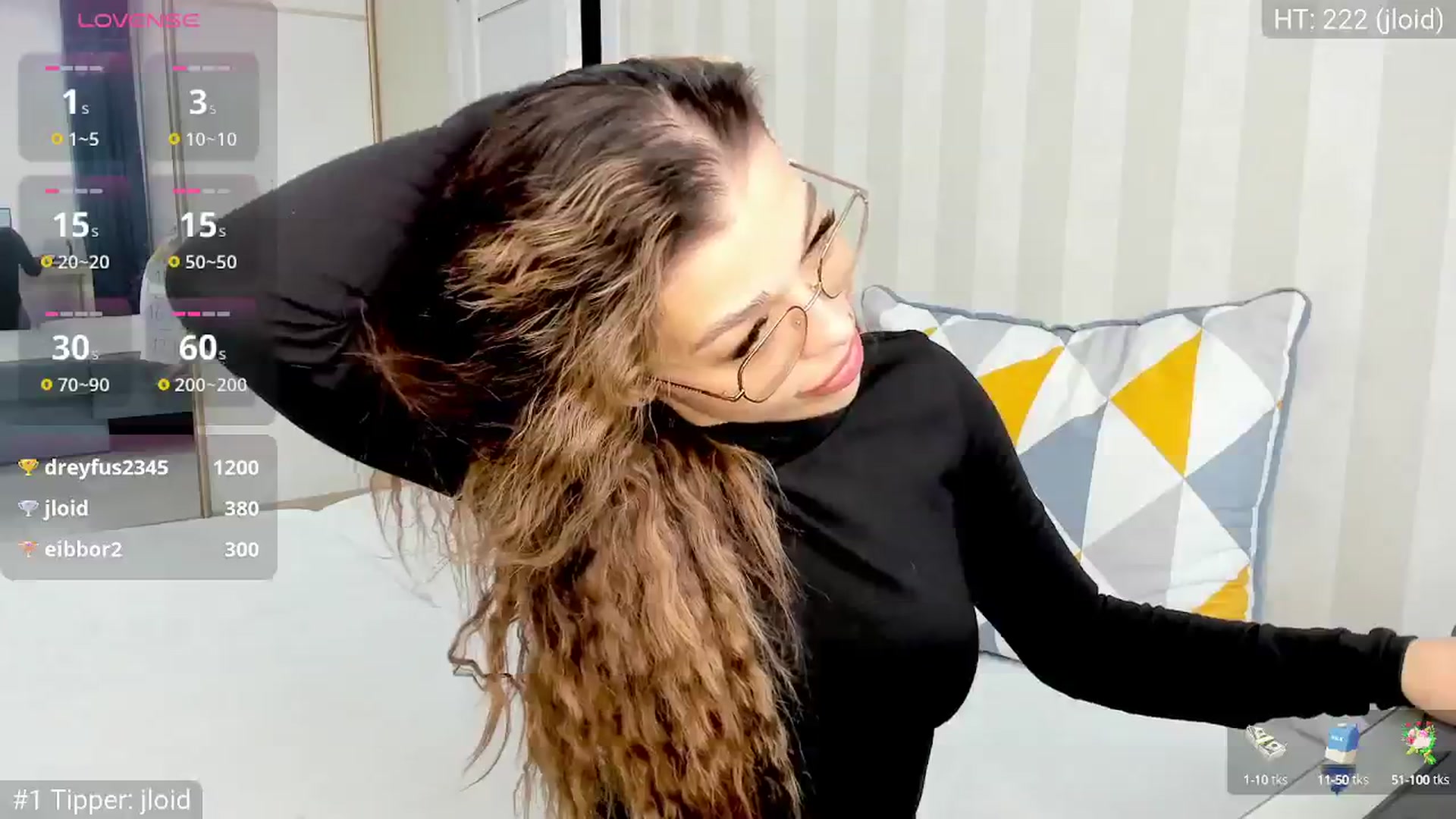 Gallery image thumbnail from Yoursoul_Mila's myfreecams stream on, 09/26/2025, 13:14 image 19 of 20
