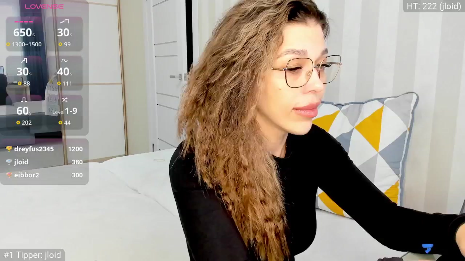 Gallery image thumbnail from Yoursoul_Mila's myfreecams stream on, 09/26/2025, 13:14 image 16 of 20