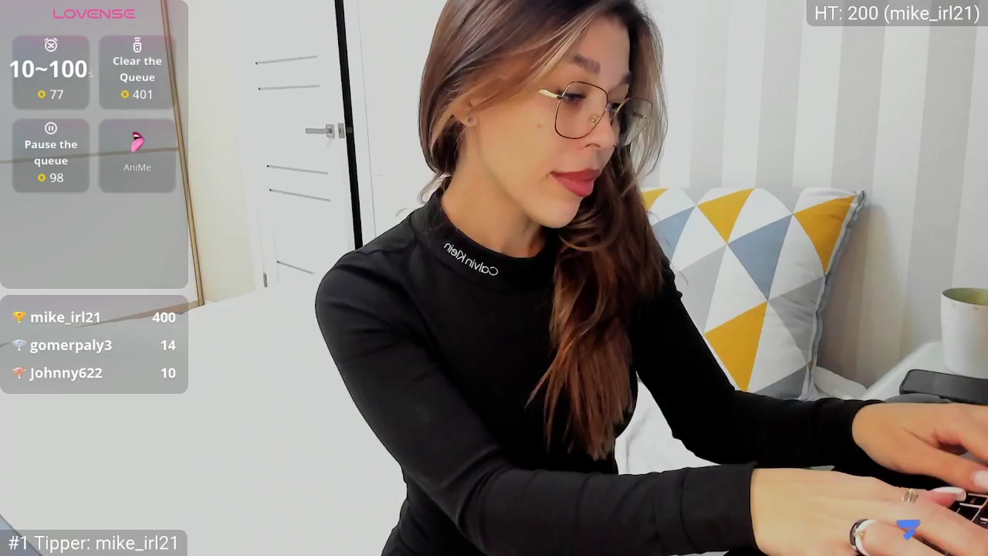 Gallery image thumbnail from Yoursoul_Mila's myfreecams stream on, 10/03/2025, 14:56 image 2 of 20