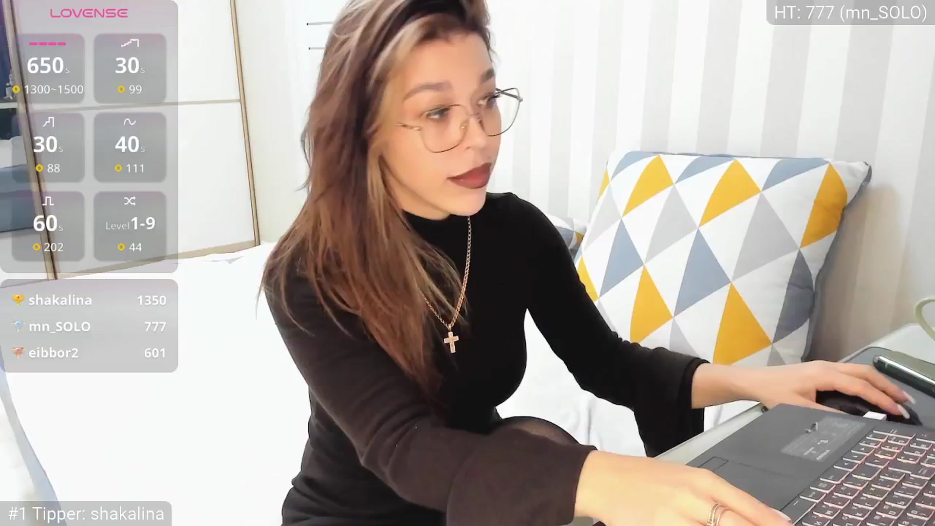 Gallery image thumbnail from Yoursoul_Mila's myfreecams stream on, 10/08/2025, 14:44 image 9 of 20