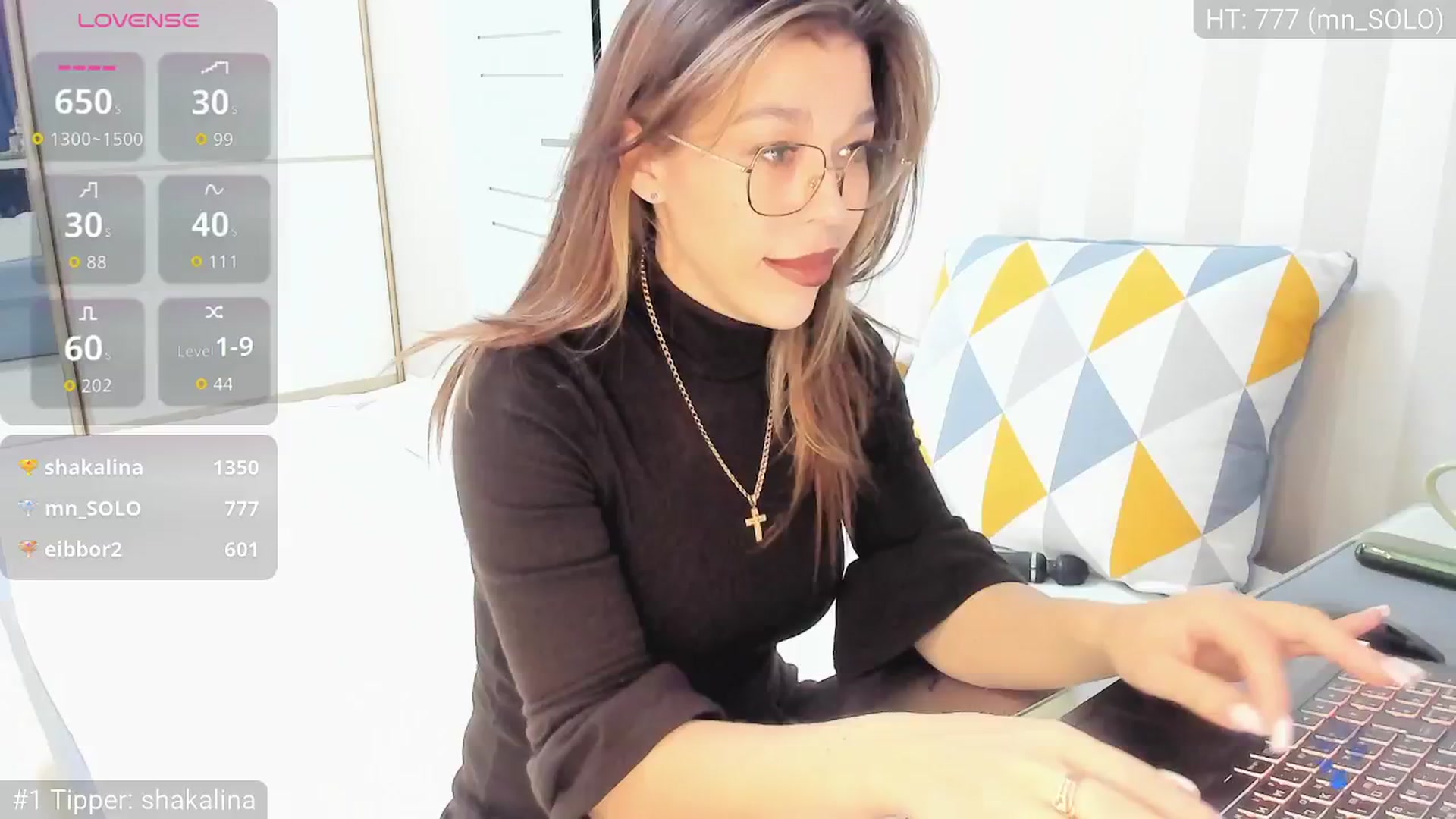Gallery image thumbnail from Yoursoul_Mila's myfreecams stream on, 10/08/2025, 14:44 image 19 of 20