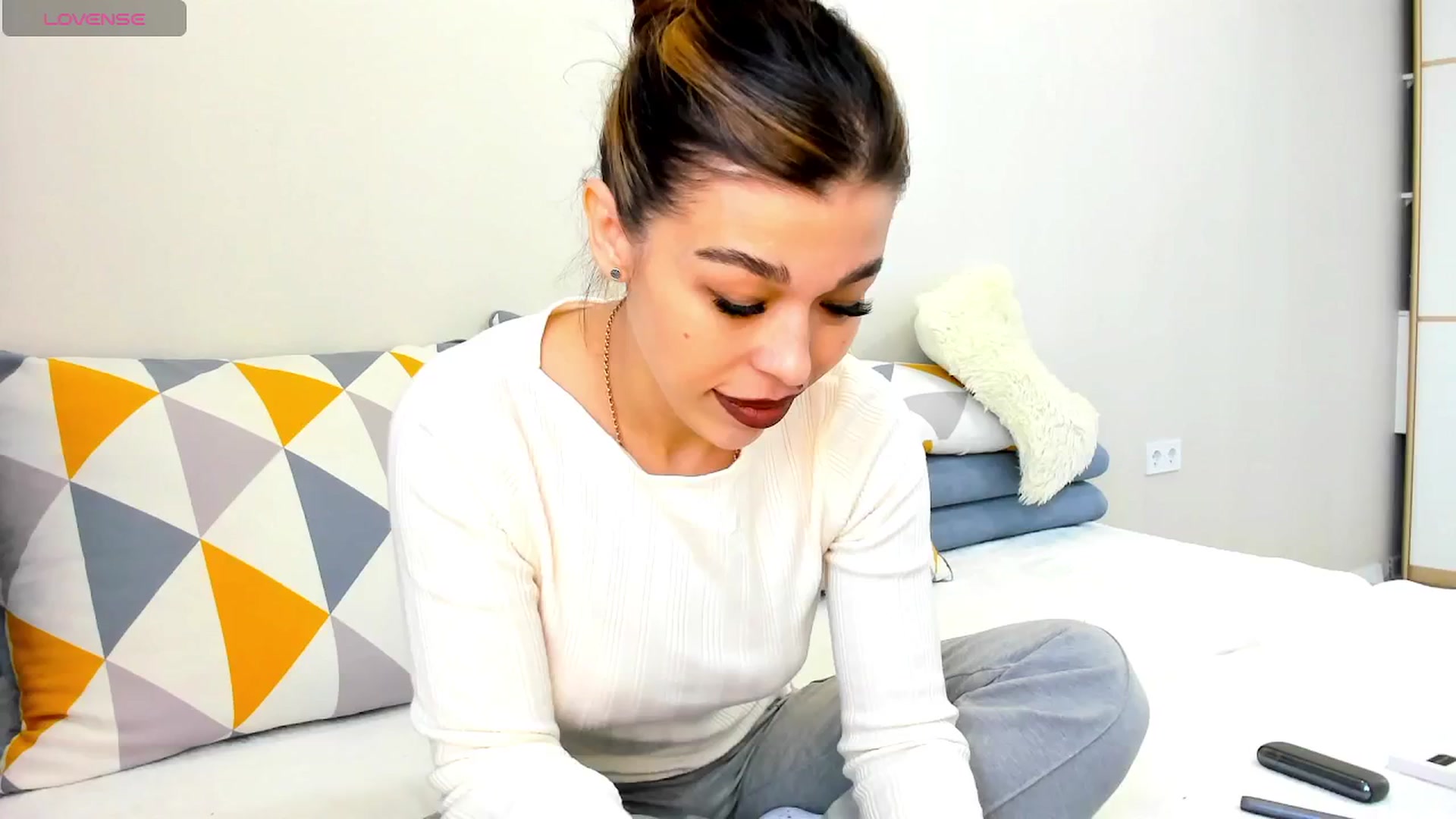 Gallery image thumbnail from Yoursoul_Mila's myfreecams stream on, 10/22/2025, 11:21 image 15 of 20