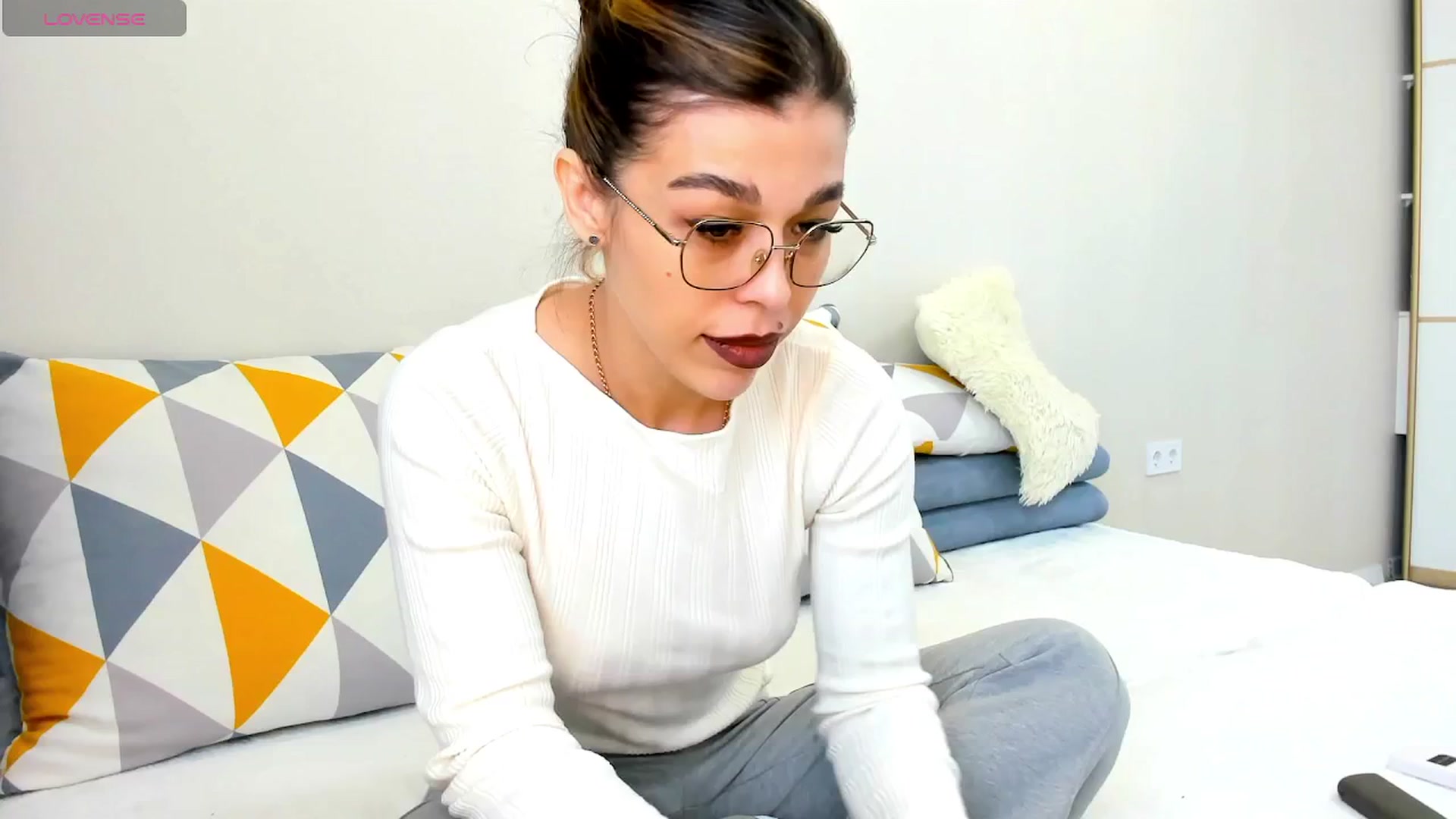 Gallery image thumbnail from Yoursoul_Mila's myfreecams stream on, 10/22/2025, 11:21 image 1 of 20
