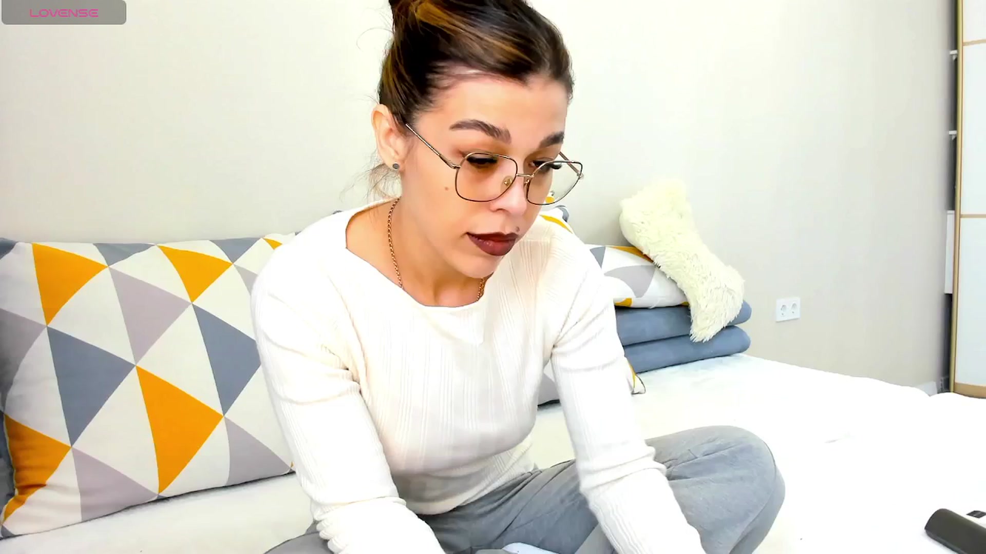 Gallery image thumbnail from Yoursoul_Mila's myfreecams stream on, 10/22/2025, 11:21 image 4 of 20