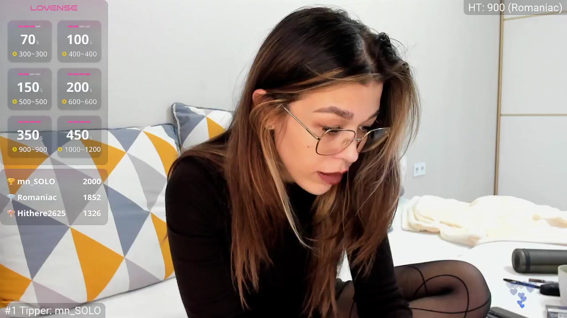 Gallery image thumbnail from Yoursoul_Mila's myfreecams stream on, 10/25/2025, 14:40 image 18 of 20