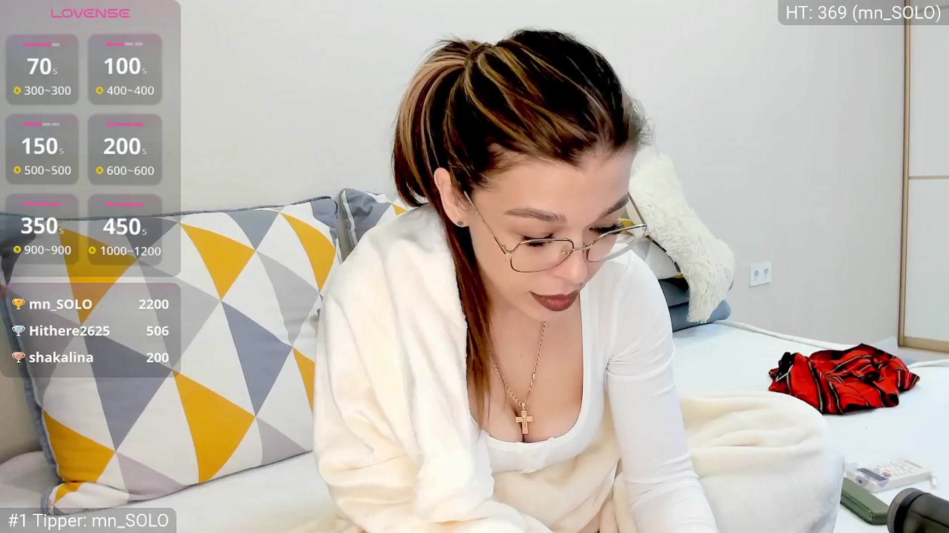 Gallery image thumbnail from Yoursoul_Mila's myfreecams stream on, 10/26/2025, 14:46 image 14 of 20