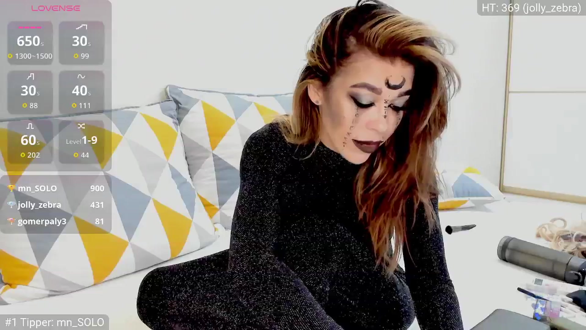 Gallery image thumbnail from Yoursoul_Mila's myfreecams stream on, 10/31/2025, 14:54 image 19 of 20