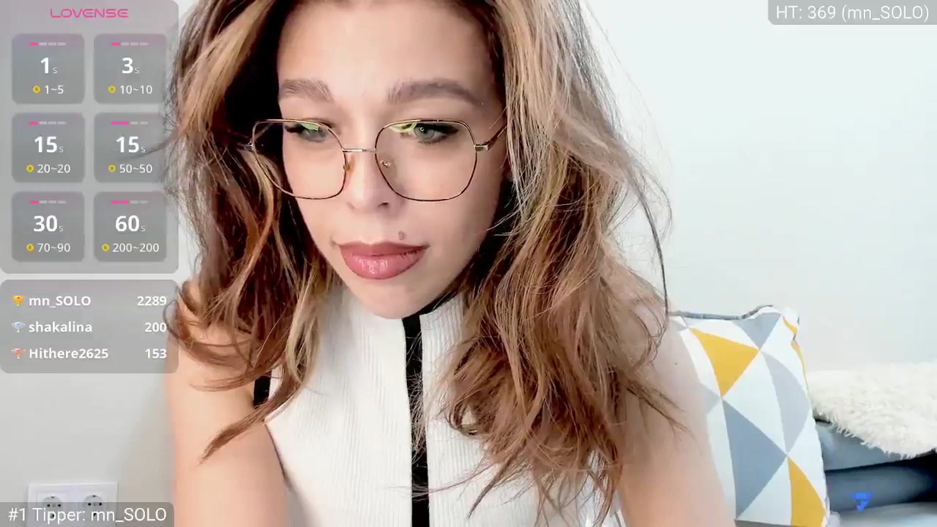Gallery image thumbnail from Yoursoul_Mila's myfreecams stream on, 11/02/2025, 15:38 image 19 of 20