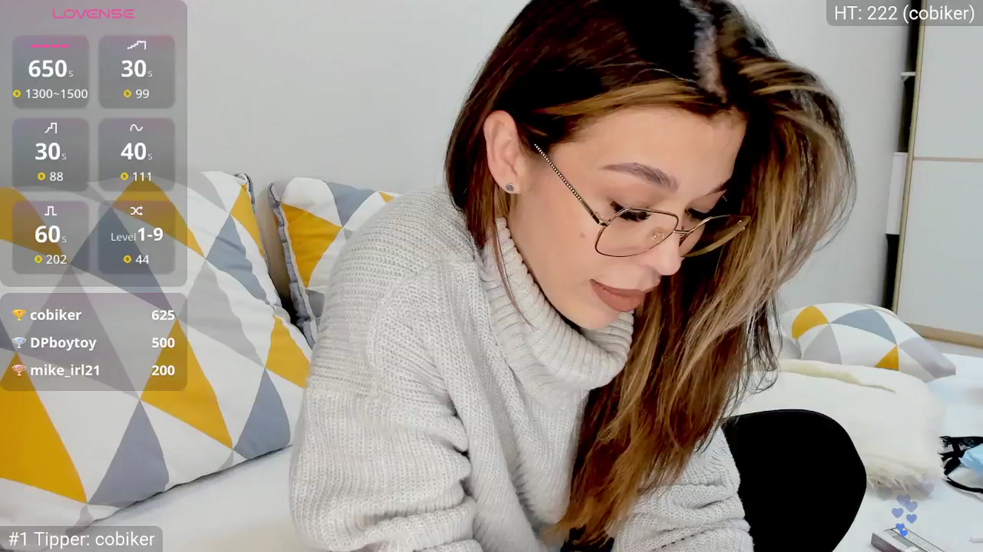 Gallery image thumbnail from Yoursoul_Mila's myfreecams stream on, 11/09/2025, 16:02 image 7 of 20