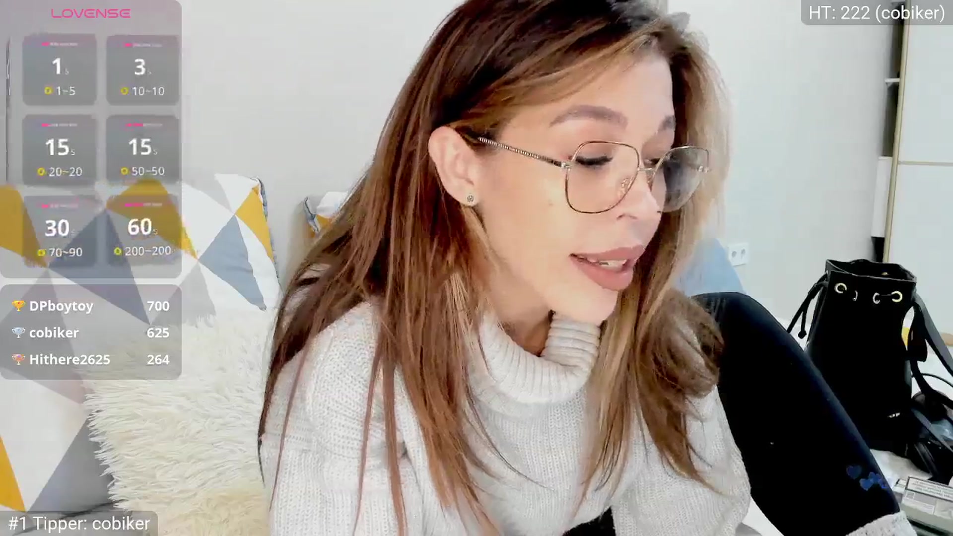 Gallery image thumbnail from Yoursoul_Mila's myfreecams stream on, 11/09/2025, 16:02 image 14 of 20