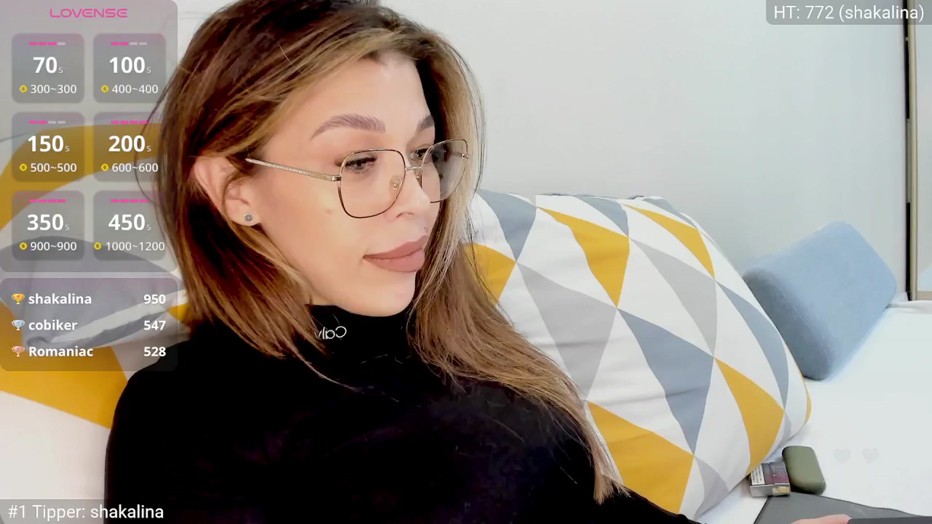 Gallery image thumbnail from Yoursoul_Mila's myfreecams stream on, 11/12/2025, 15:29 image 8 of 20