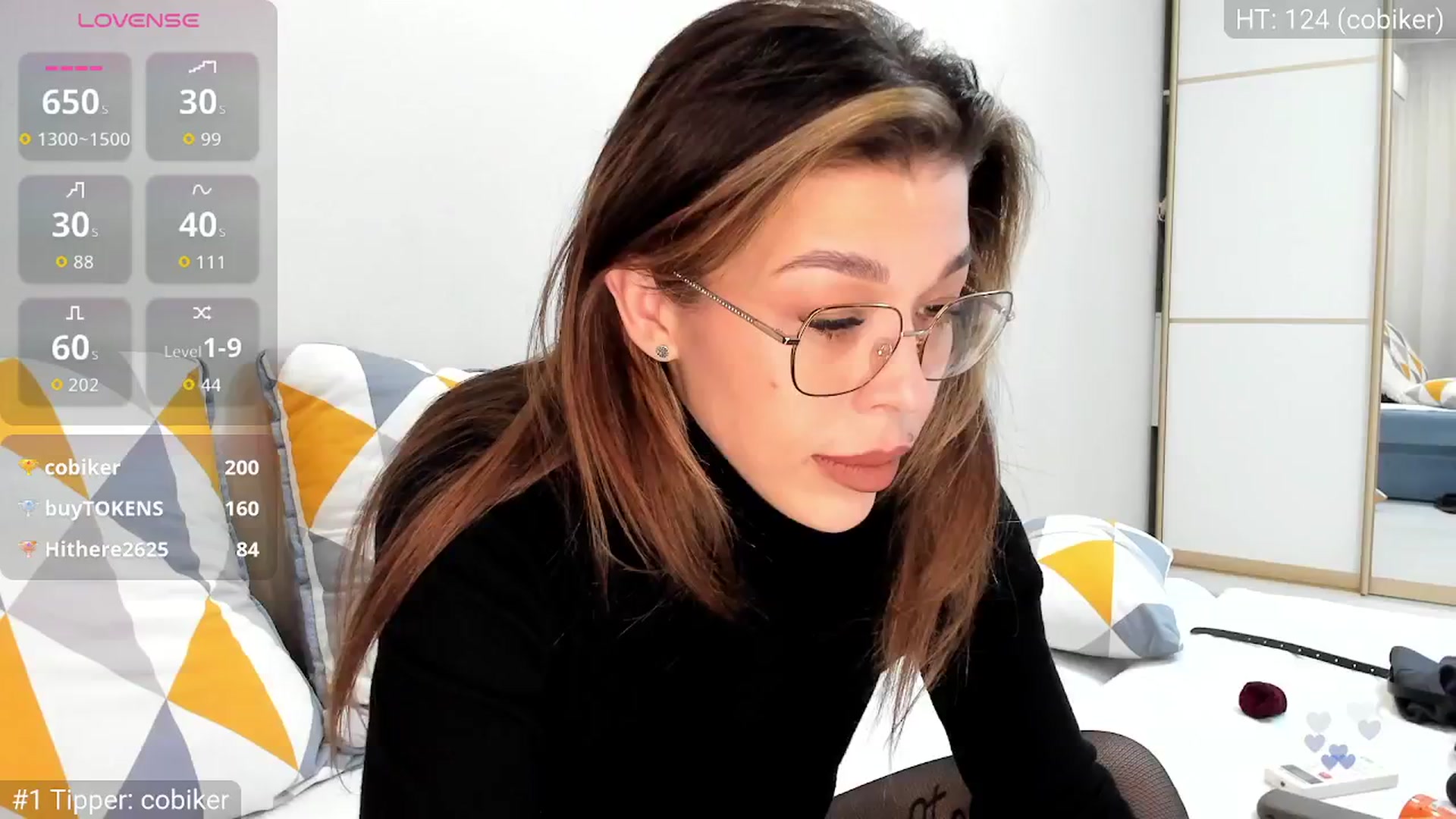 Gallery image thumbnail from Yoursoul_Mila's myfreecams stream on, 11/14/2025, 13:23 image 17 of 20