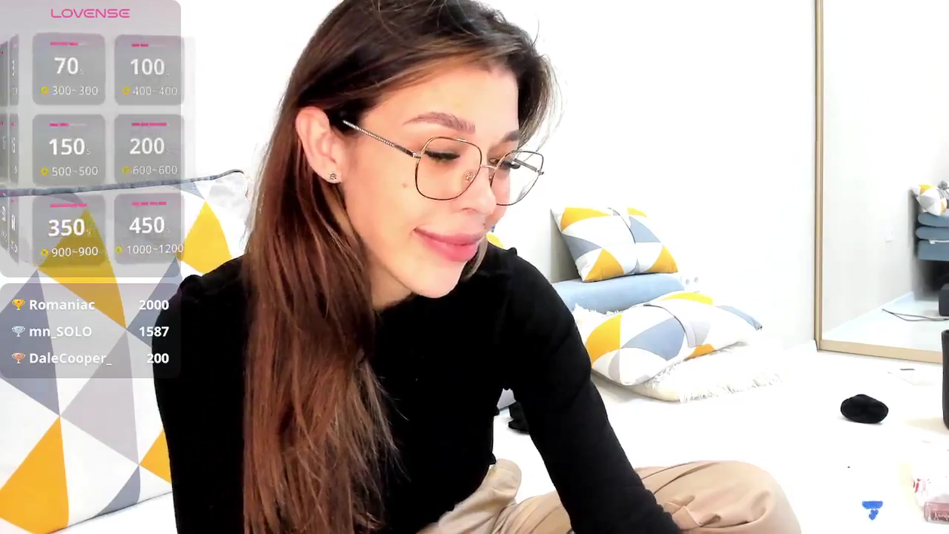 Gallery image thumbnail from Yoursoul_Mila's myfreecams stream on, 11/28/2025, 15:54 image 14 of 20