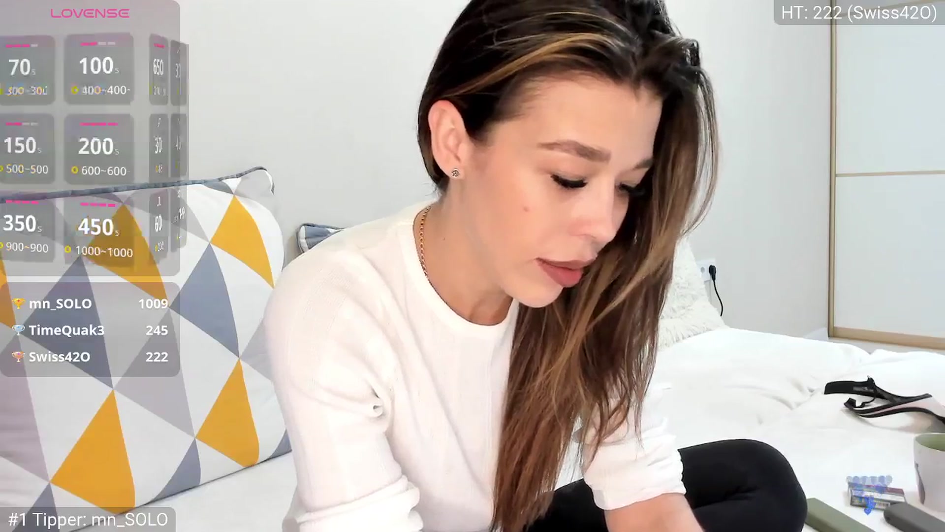 Gallery image thumbnail from Yoursoul_Mila's myfreecams stream on, 12/12/2025, 14:14 image 19 of 20