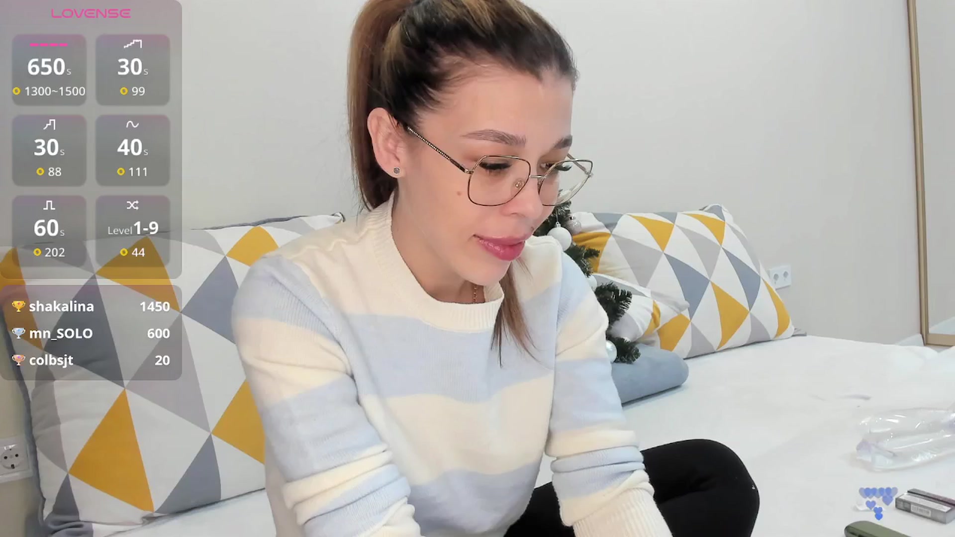 Gallery image thumbnail from Yoursoul_Mila's myfreecams stream on, 12/17/2025, 14:47 image 12 of 20