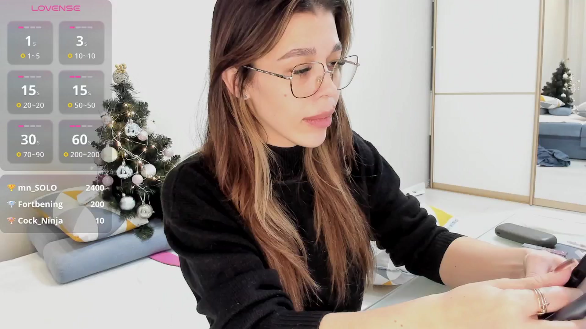 Gallery image thumbnail from Yoursoul_Mila's myfreecams stream on, 12/29/2025, 14:21 image 17 of 20