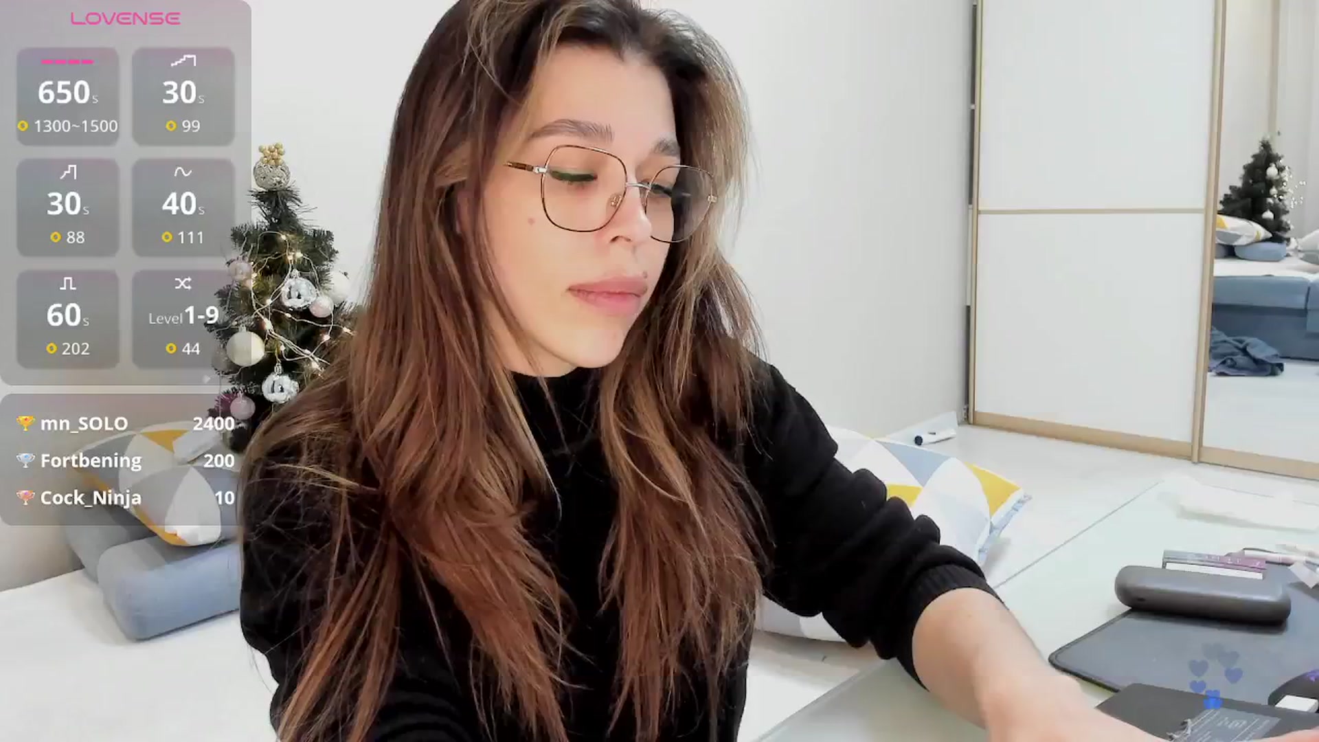 Gallery image thumbnail from Yoursoul_Mila's myfreecams stream on, 12/29/2025, 14:21 image 18 of 20