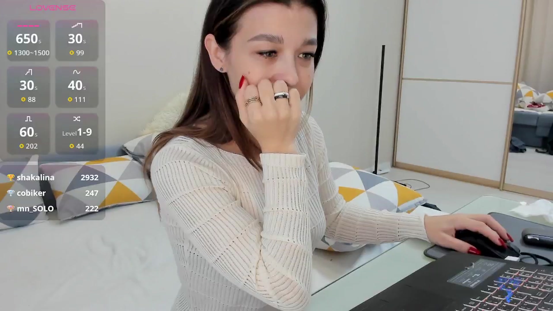 Gallery image thumbnail from Yoursoul_Mila's myfreecams stream on, 01/06/2026, 13:01 image 9 of 20