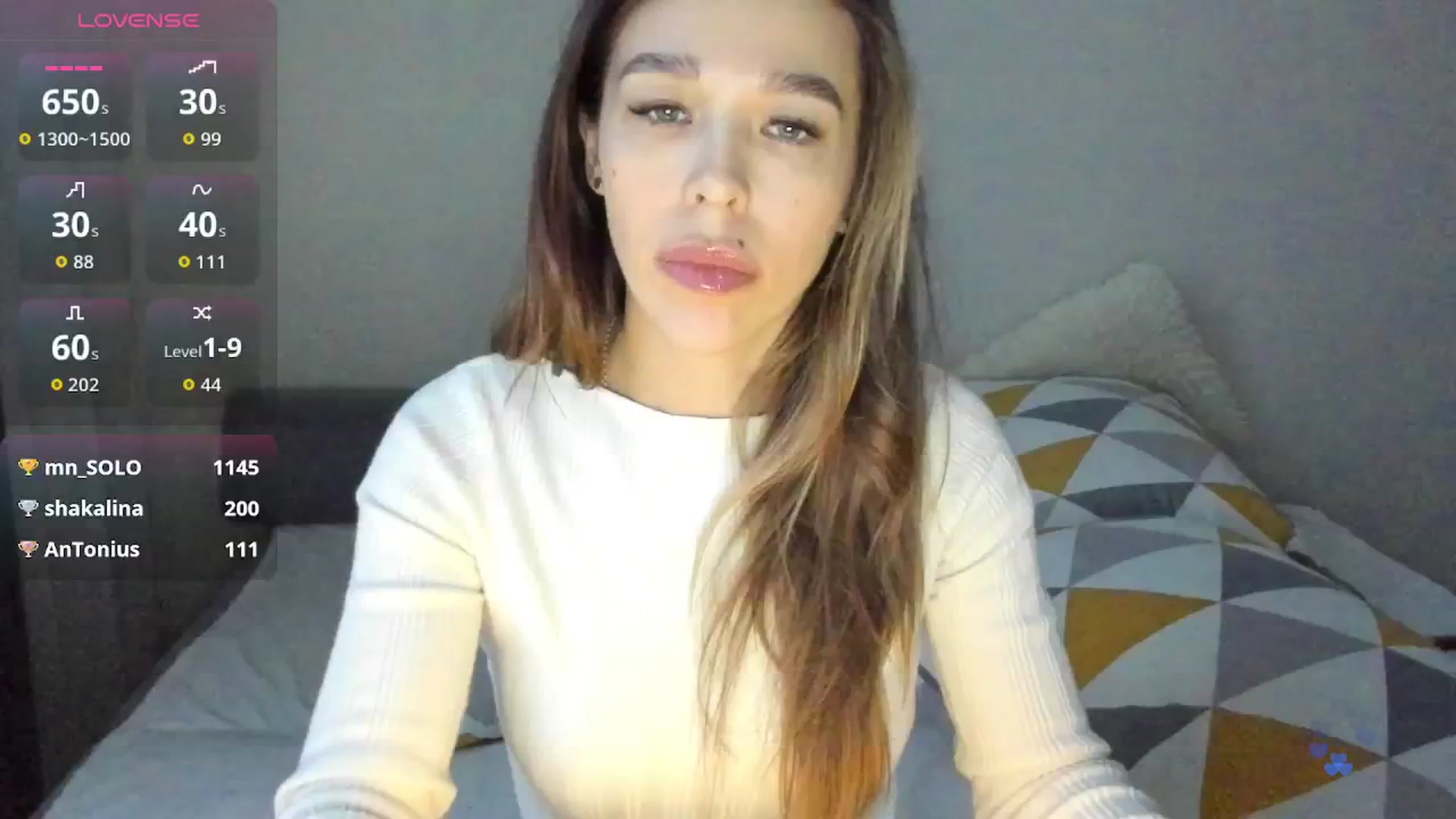 Gallery image thumbnail from Yoursoul_Mila's myfreecams stream on, 01/09/2026, 14:16 image 17 of 20