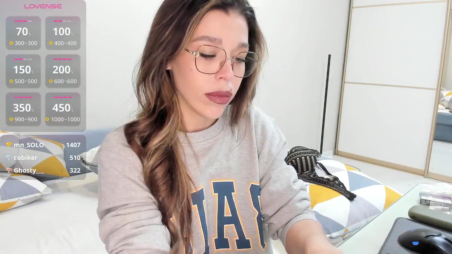 Gallery image thumbnail from Yoursoul_Mila's myfreecams stream on, 01/10/2026, 15:24 image 6 of 20