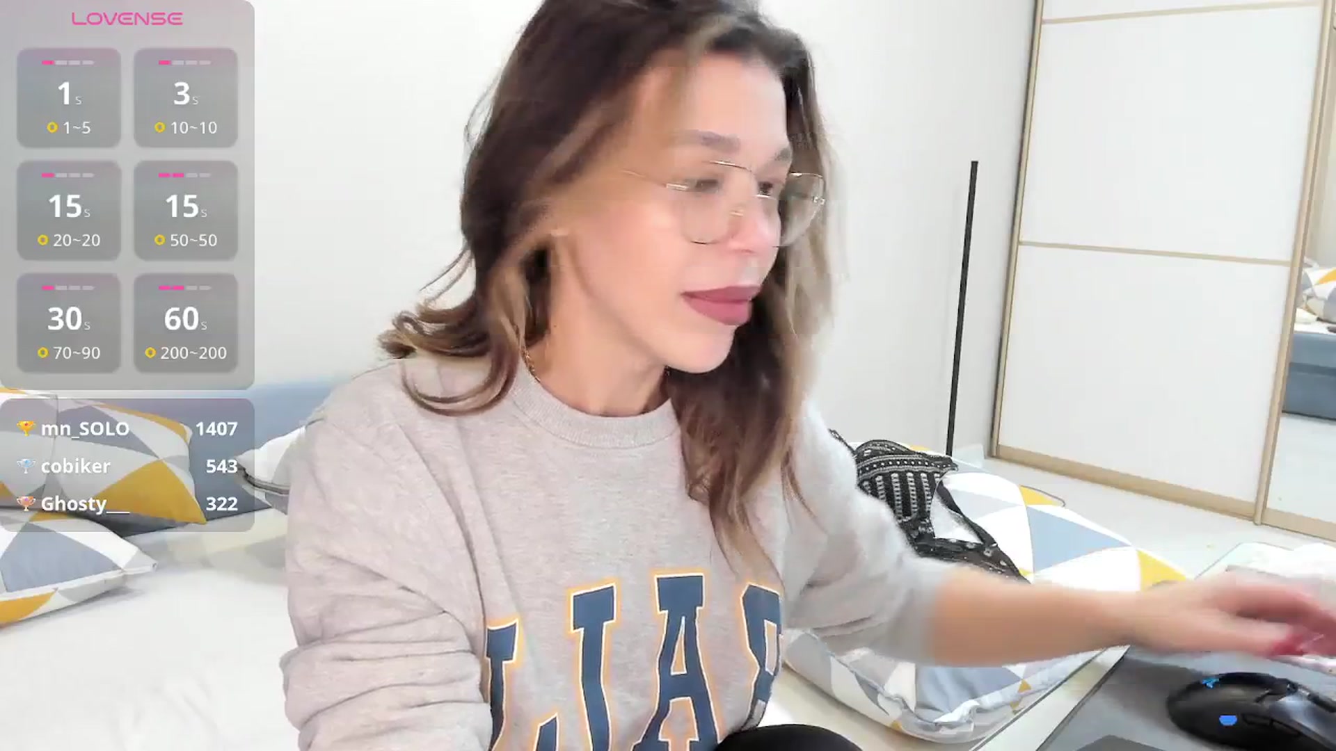 Gallery image thumbnail from Yoursoul_Mila's myfreecams stream on, 01/10/2026, 15:24 image 12 of 20