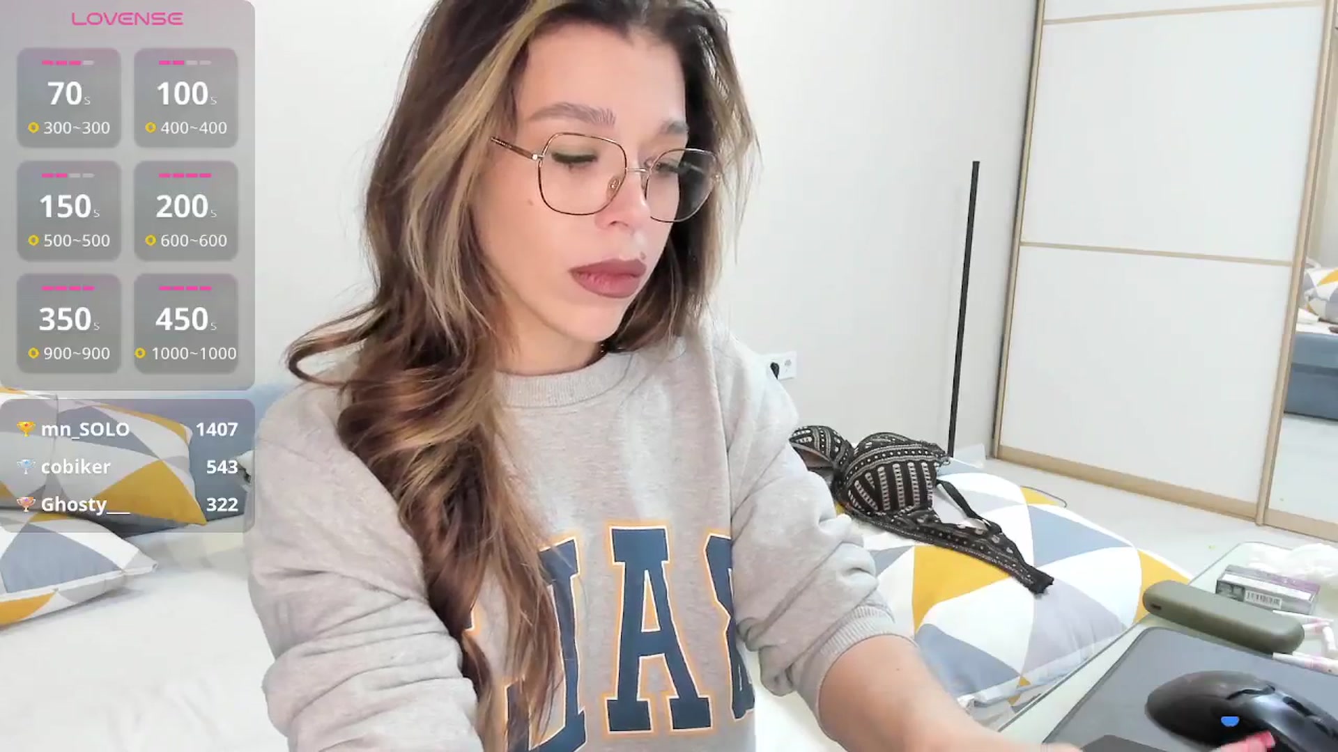 Gallery image thumbnail from Yoursoul_Mila's myfreecams stream on, 01/10/2026, 15:24 image 11 of 20