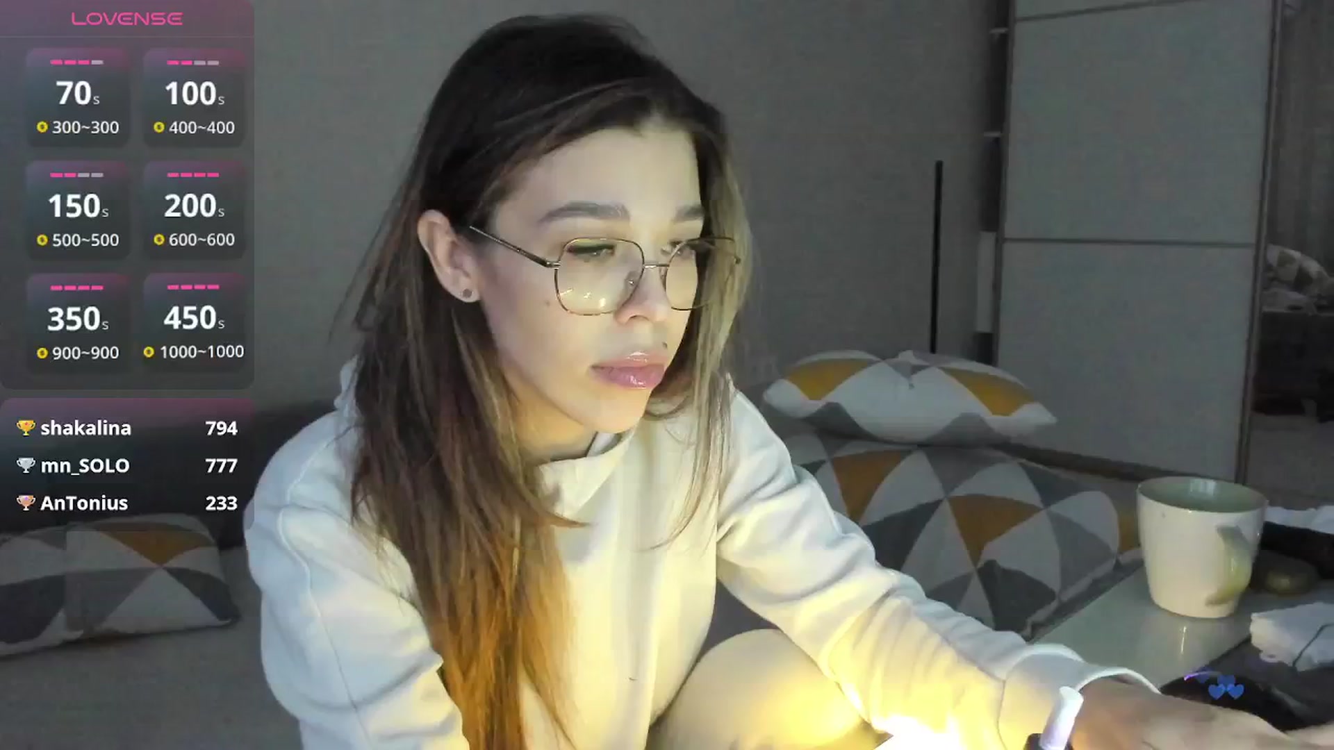 Gallery image thumbnail from Yoursoul_Mila's myfreecams stream on, 01/14/2026, 14:47 image 14 of 20