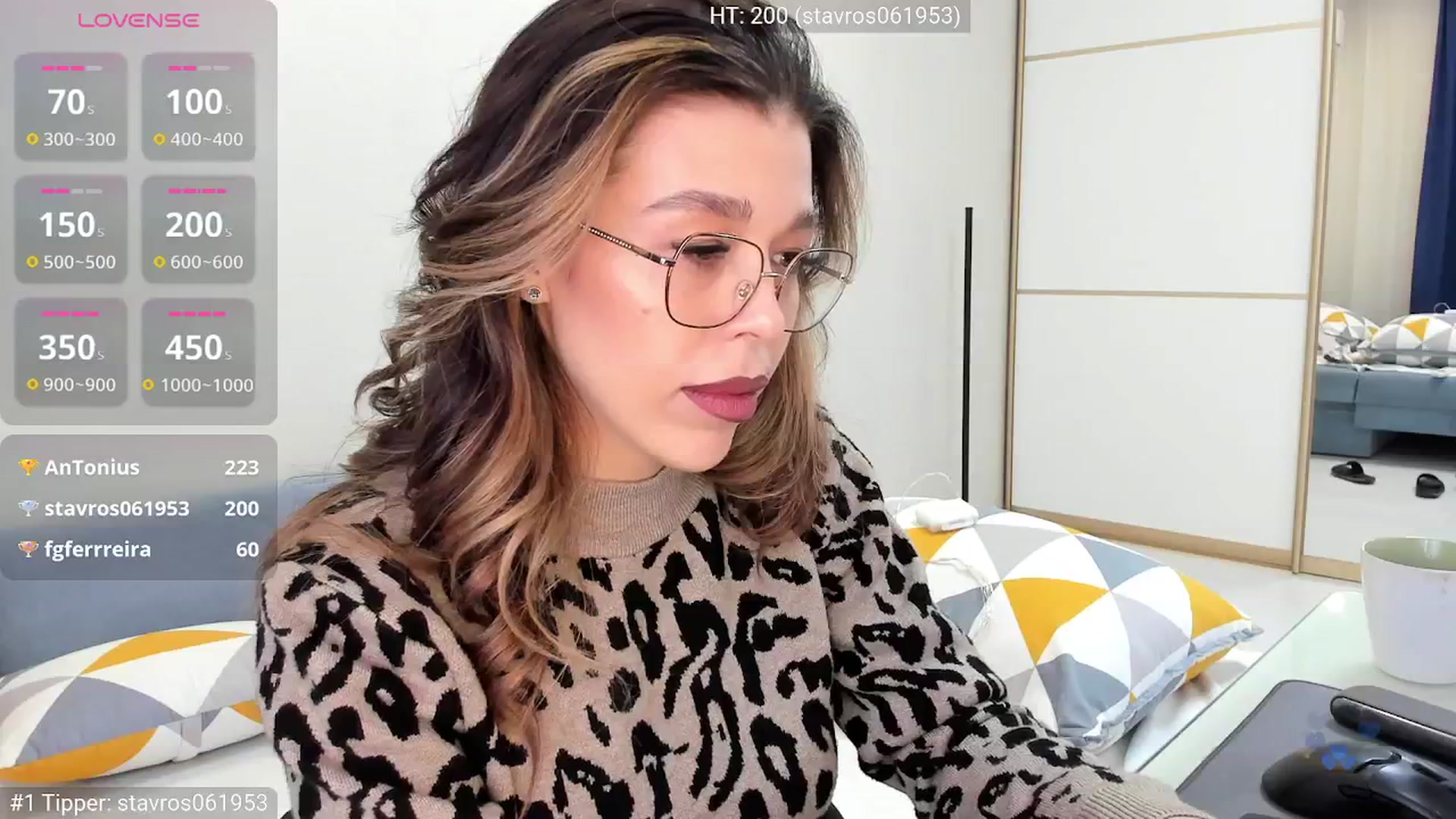 Gallery image thumbnail from Yoursoul_Mila's myfreecams stream on, 01/16/2026, 14:28 image 15 of 20
